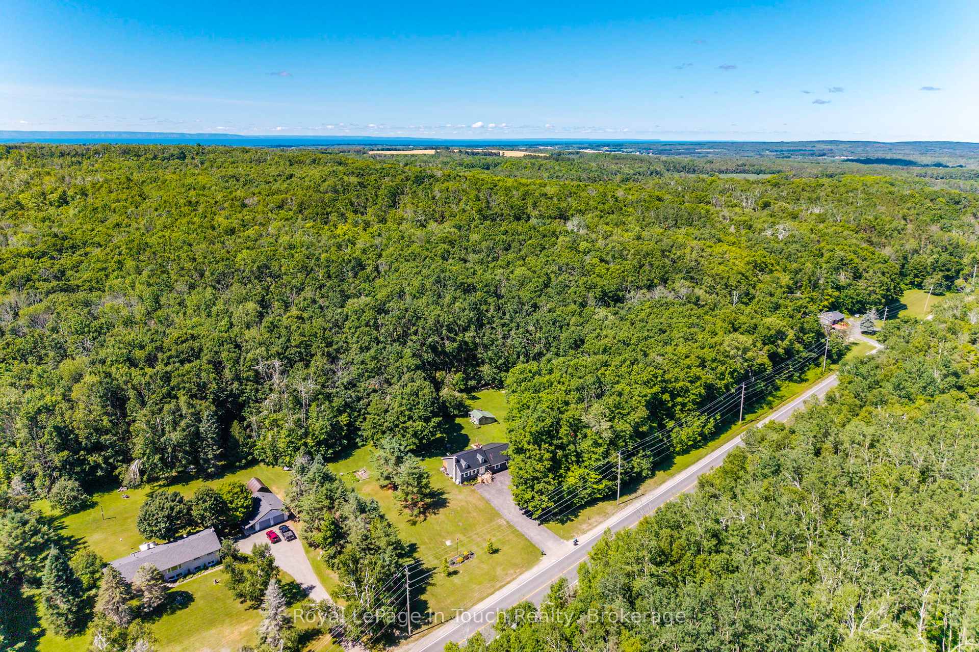 Photo 46 of 507 Lafontaine Road E, Tiny, Rural Tiny — HOMEH