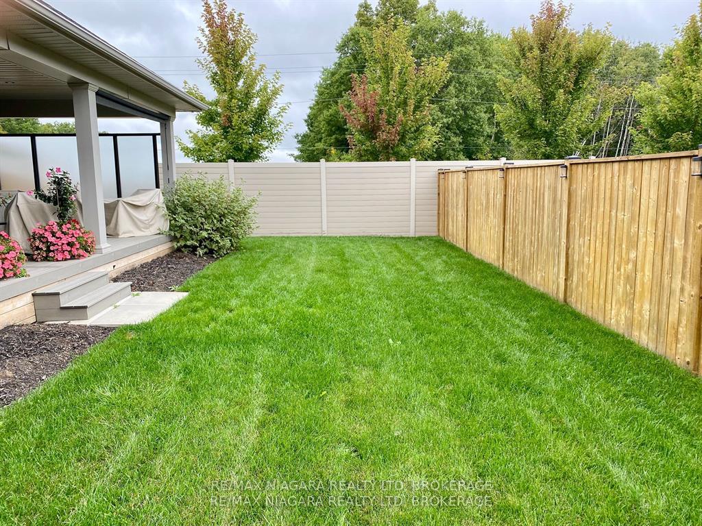 Photo 32 of 2 Eastman Gateway, Thorold, Hurricane/Merrittville — HOMEH