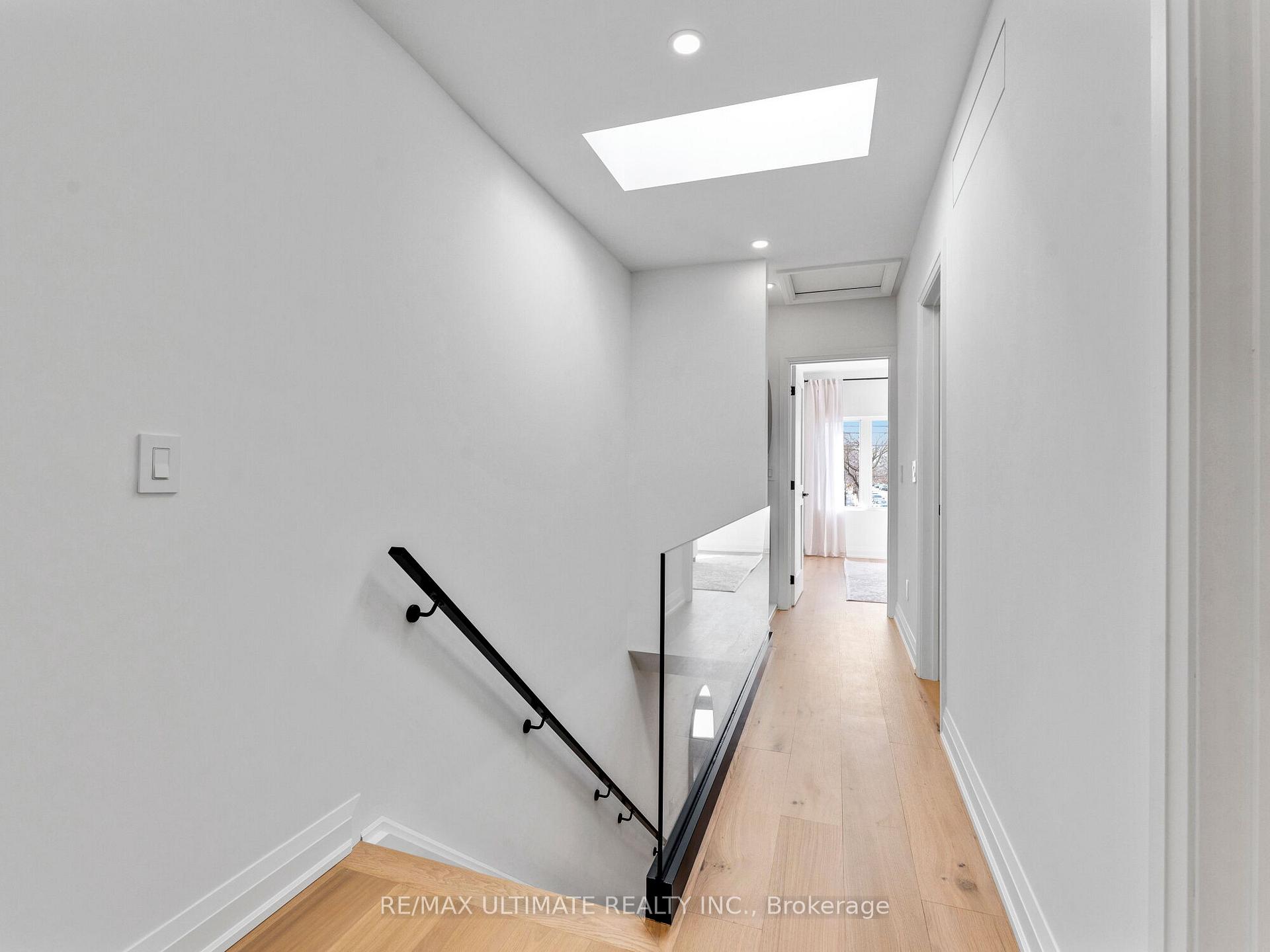 Photo 23 of 857 Pape Avenue, Toronto, Danforth Village-East York — HOMEH