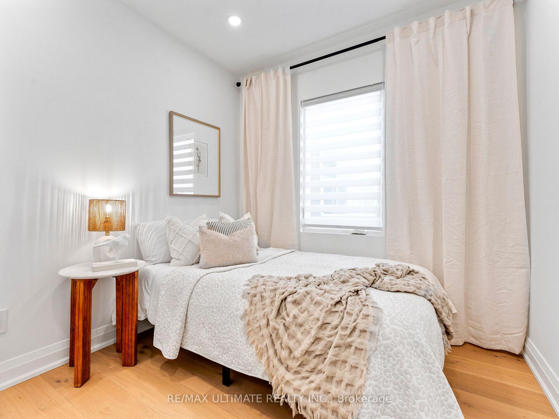 Photo 32 of 857 Pape Avenue, Toronto, Danforth Village-East York — HOMEH