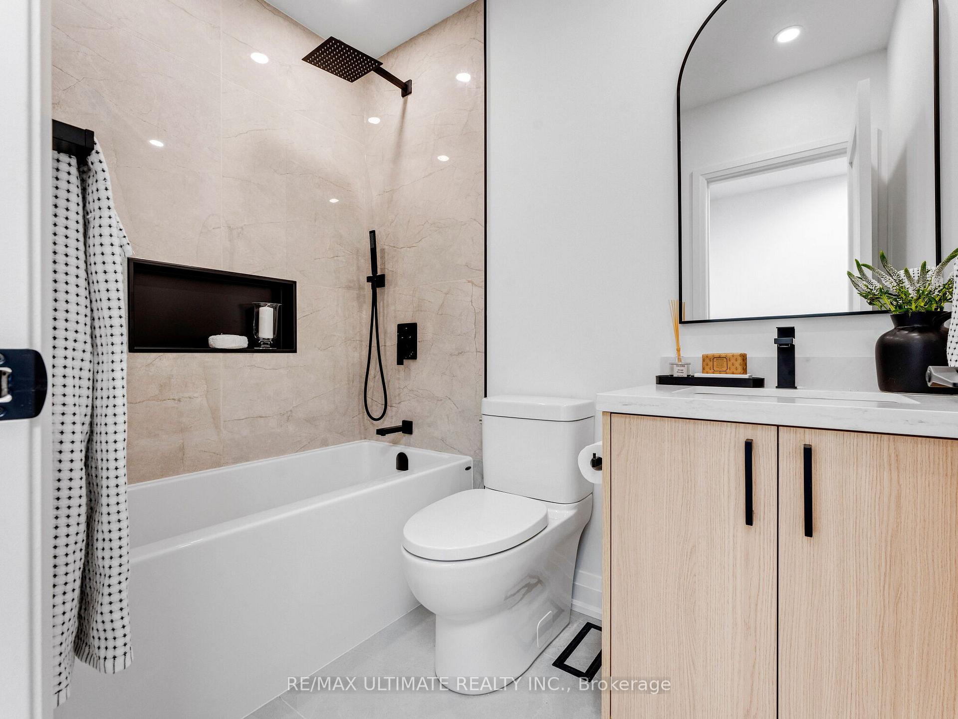 Photo 34 of 857 Pape Avenue, Toronto, Danforth Village-East York — HOMEH