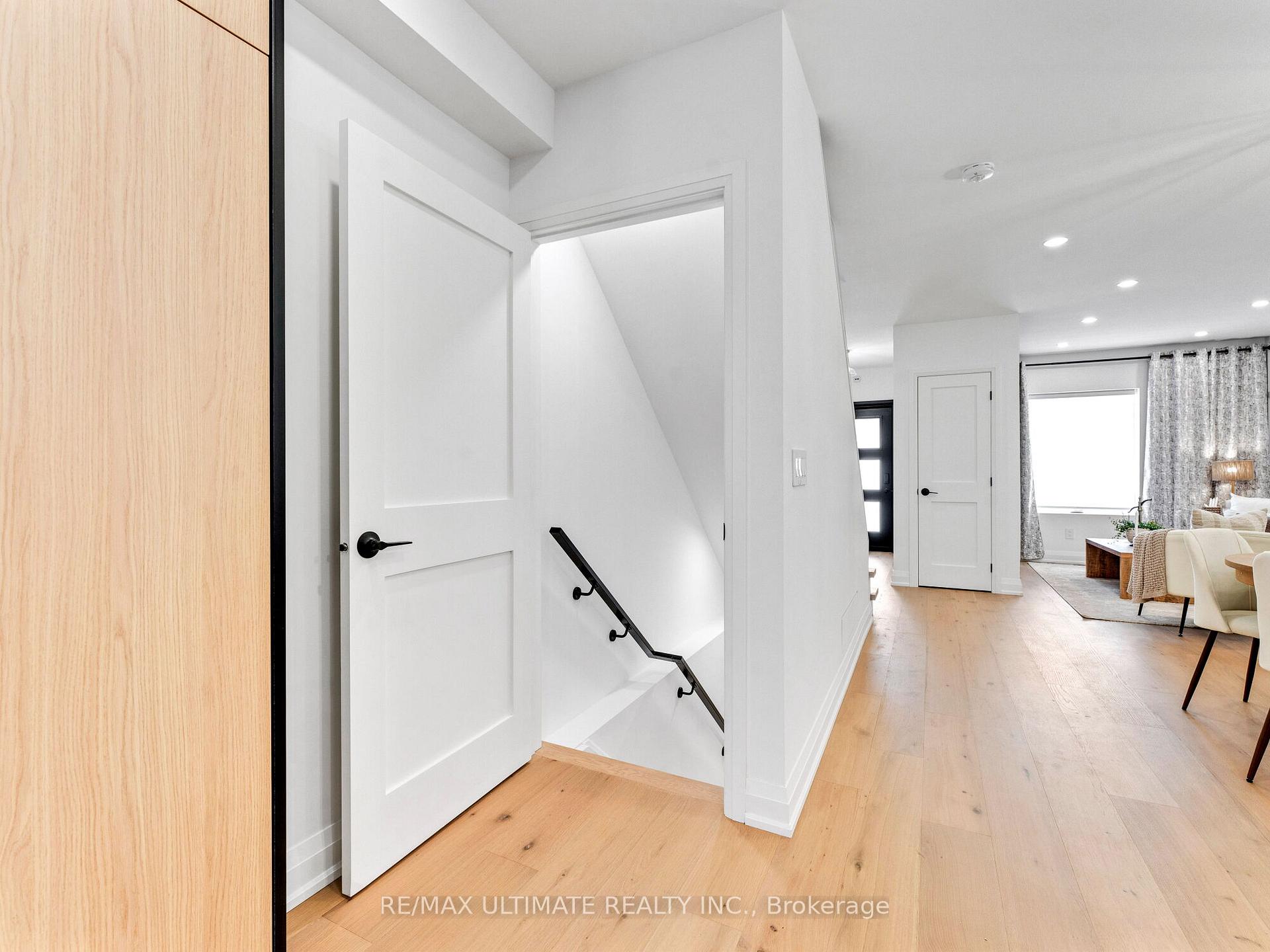 Photo 36 of 857 Pape Avenue, Toronto, Danforth Village-East York — HOMEH