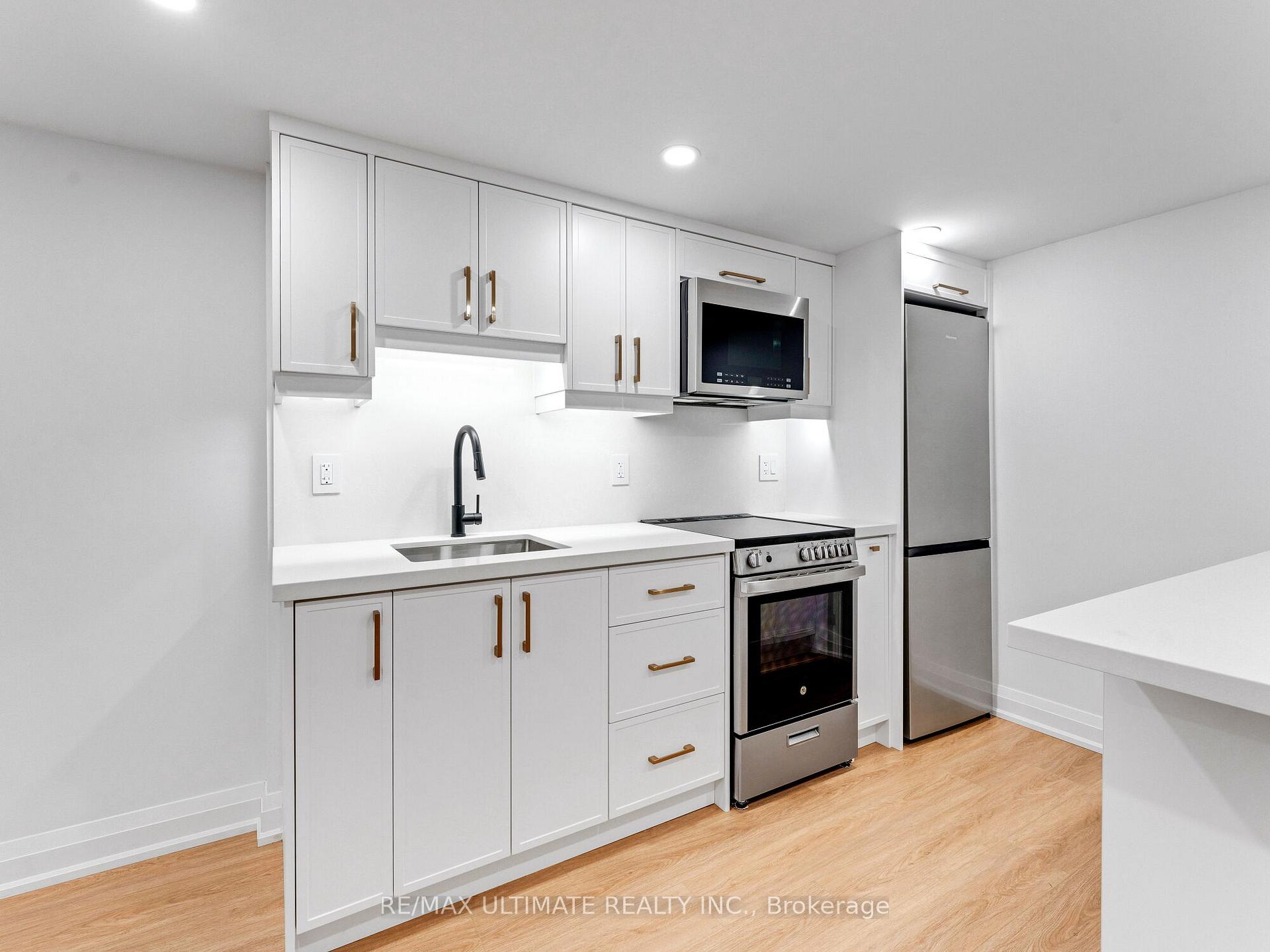 Photo 40 of 857 Pape Avenue, Toronto, Danforth Village-East York — HOMEH