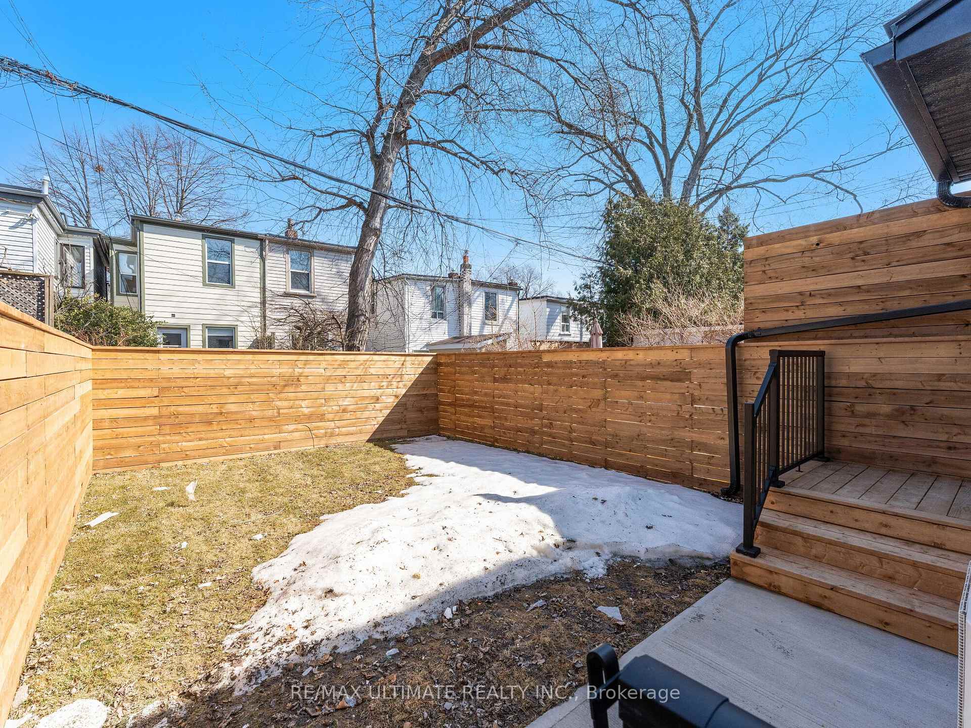 Photo 47 of 857 Pape Avenue, Toronto, Danforth Village-East York — HOMEH