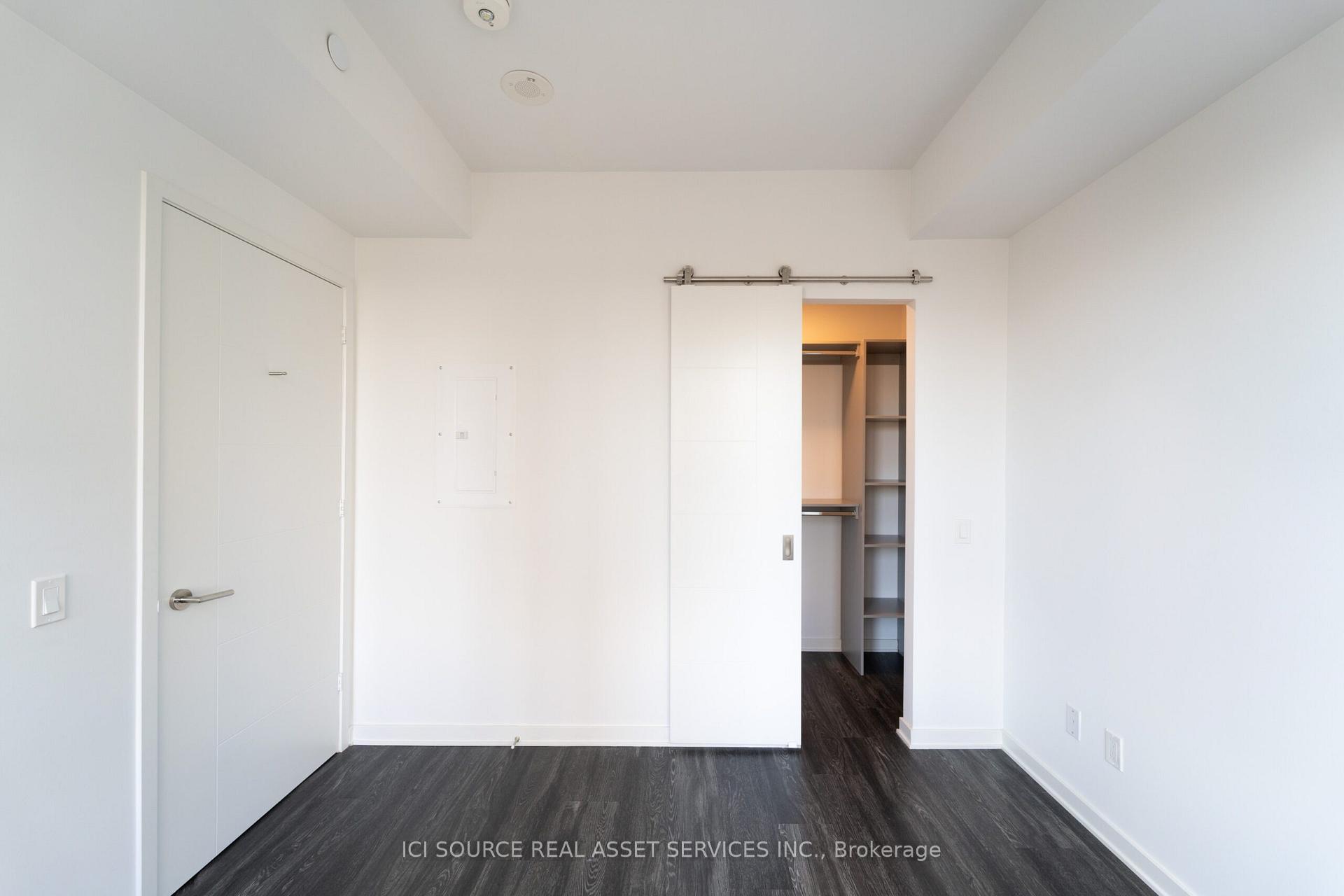 Photo 6 of Unit 1405, 25 Selby Street, Toronto, North St. James Town — HOMEH
