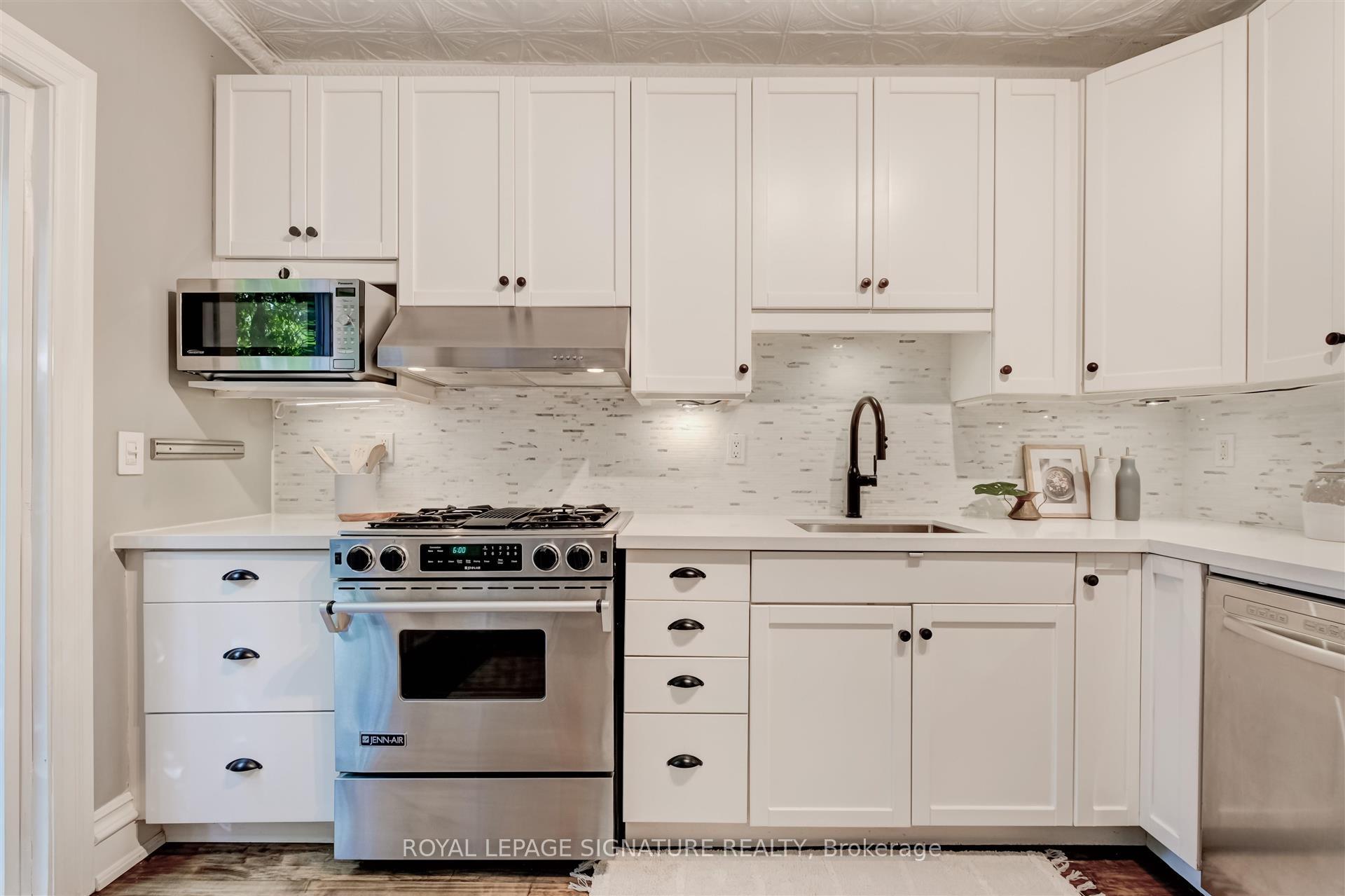 Photo 14 of 56 Withrow Avenue, Toronto, North Riverdale — HOMEH