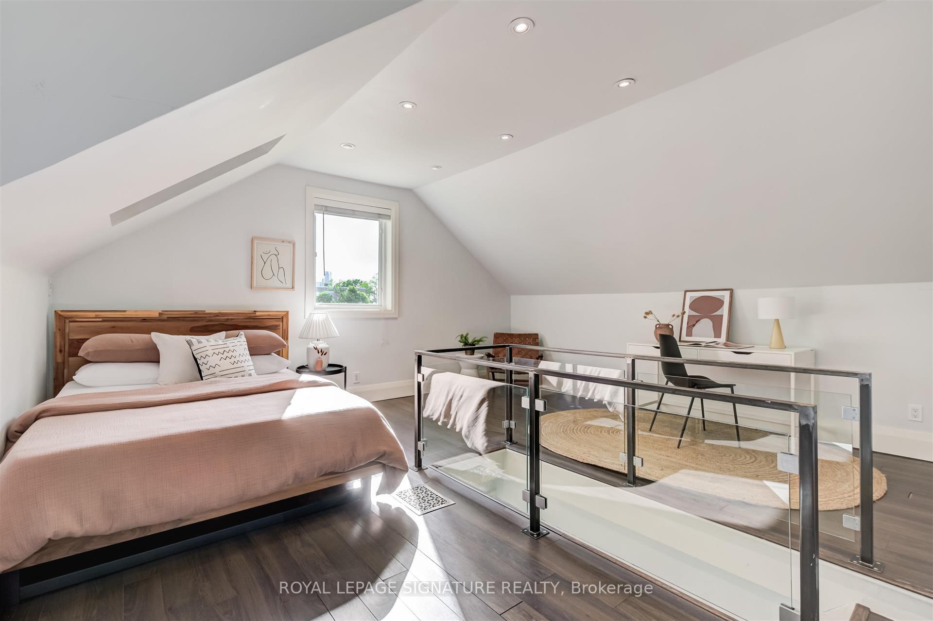 Photo 27 of 56 Withrow Avenue, Toronto, North Riverdale — HOMEH