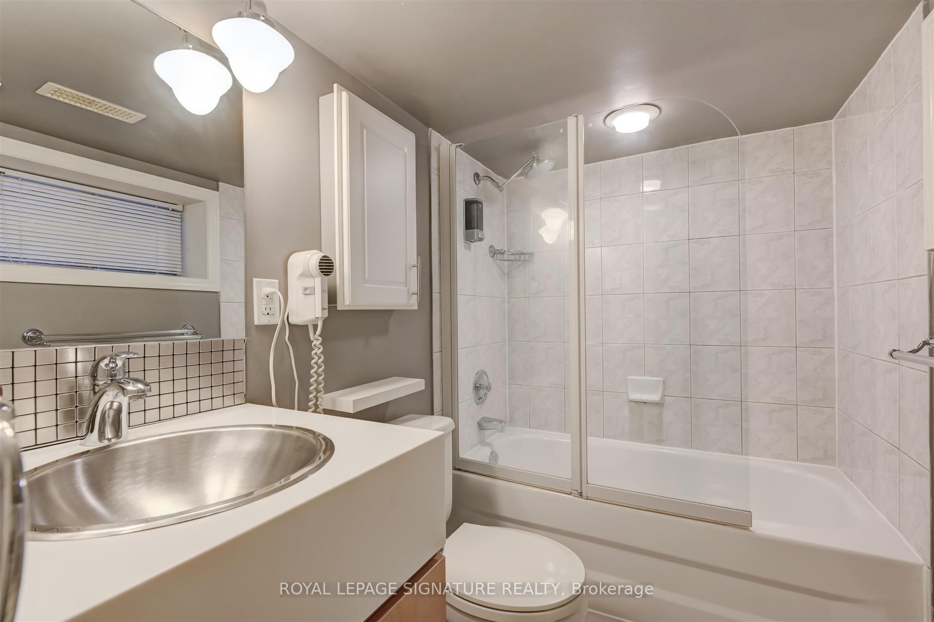Photo 31 of 56 Withrow Avenue, Toronto, North Riverdale — HOMEH