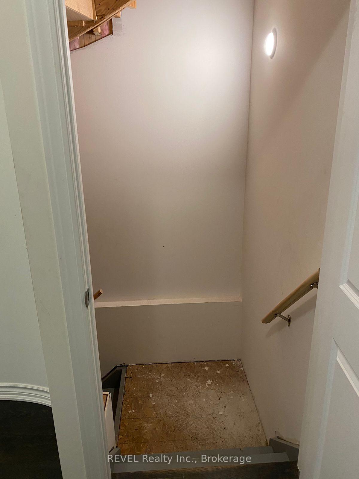 Photo 14 of 61 Sapphire Way, Thorold, Rolling Meadows — HOMEH
