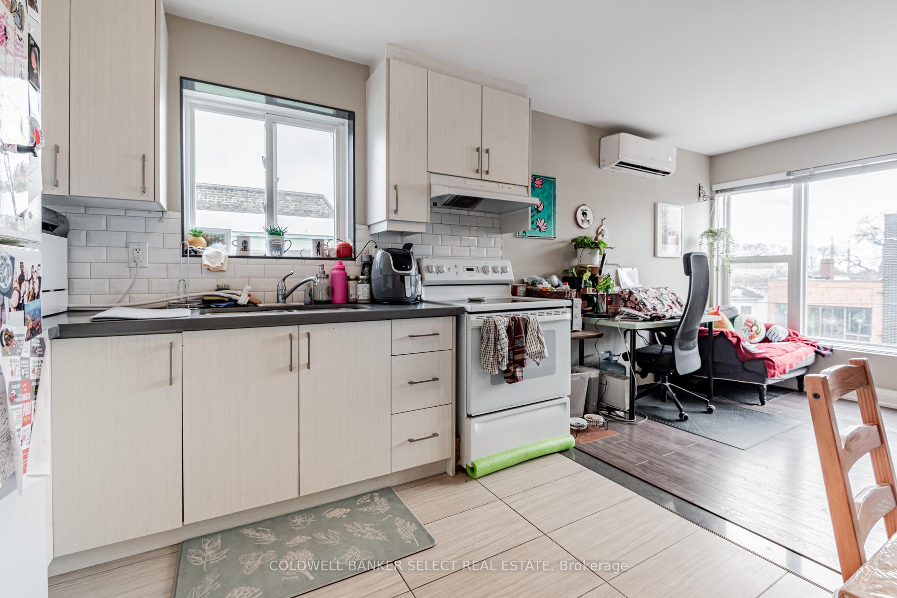 Photo 4 of Unit 2, 614 Gerrard Street E, Toronto, North Riverdale — HOMEH