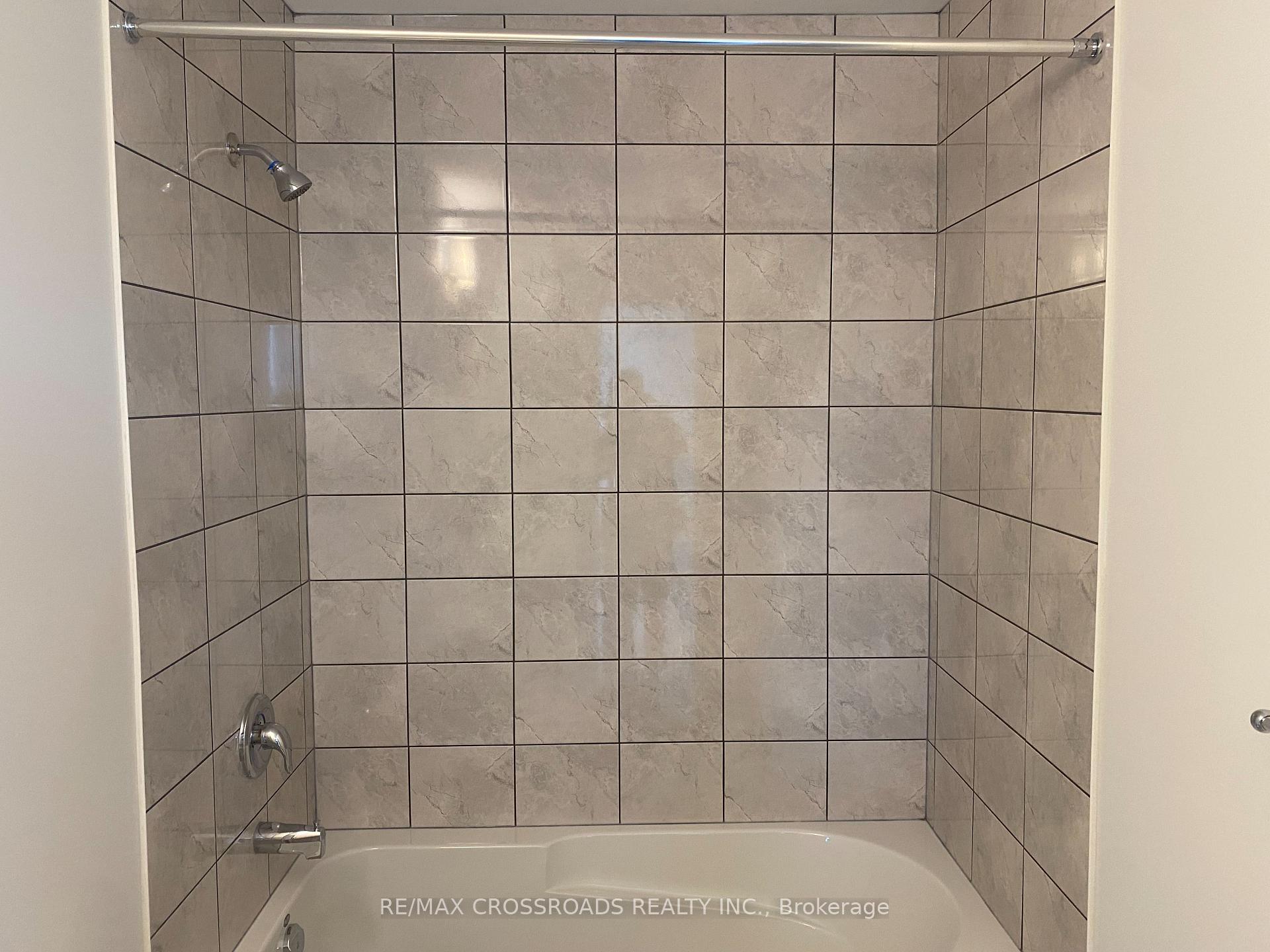 Photo 3 of 25 Velvet Way, Thorold, Rolling Meadows — HOMEH