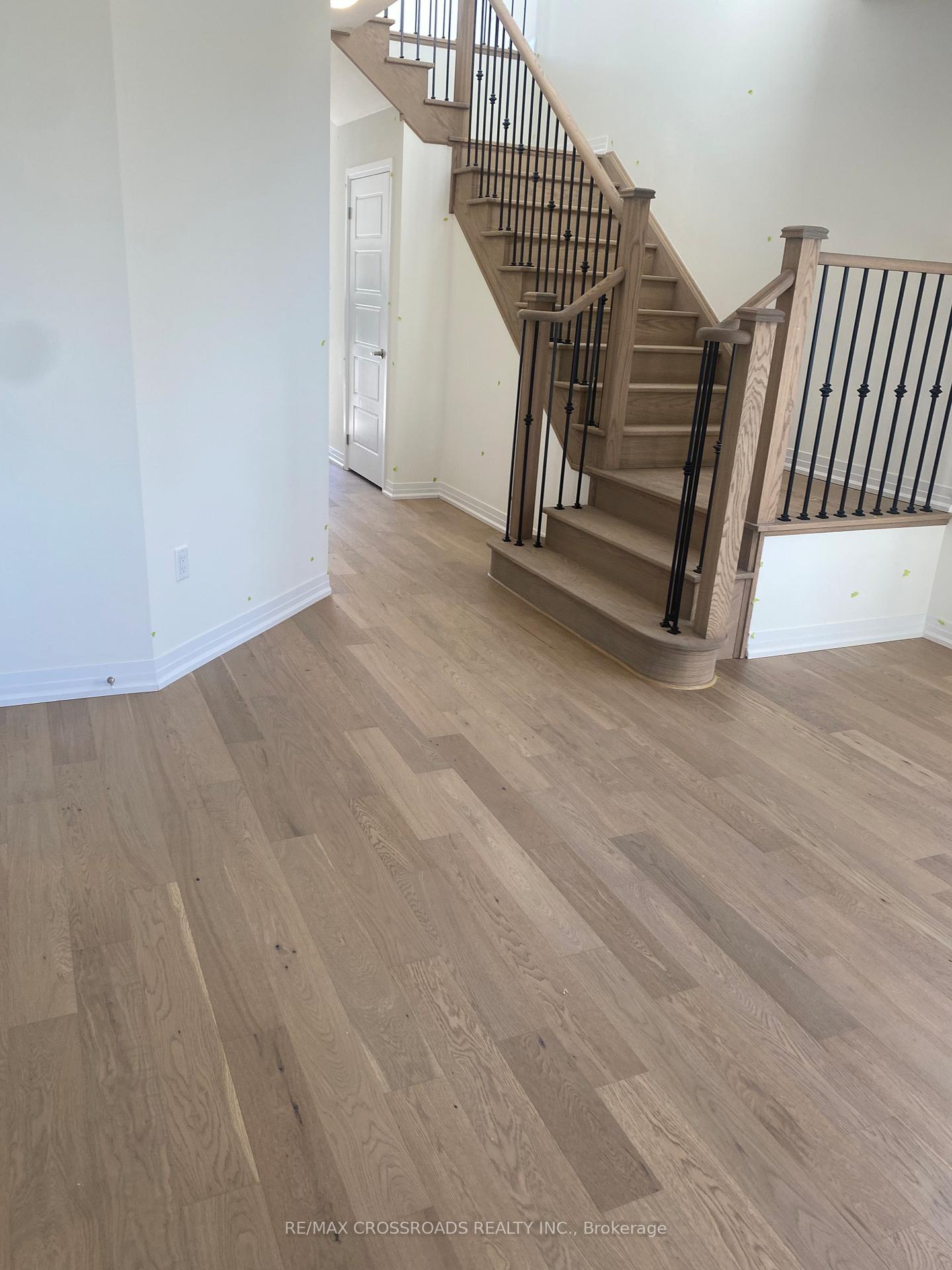 Photo 4 of 25 Velvet Way, Thorold, Rolling Meadows — HOMEH
