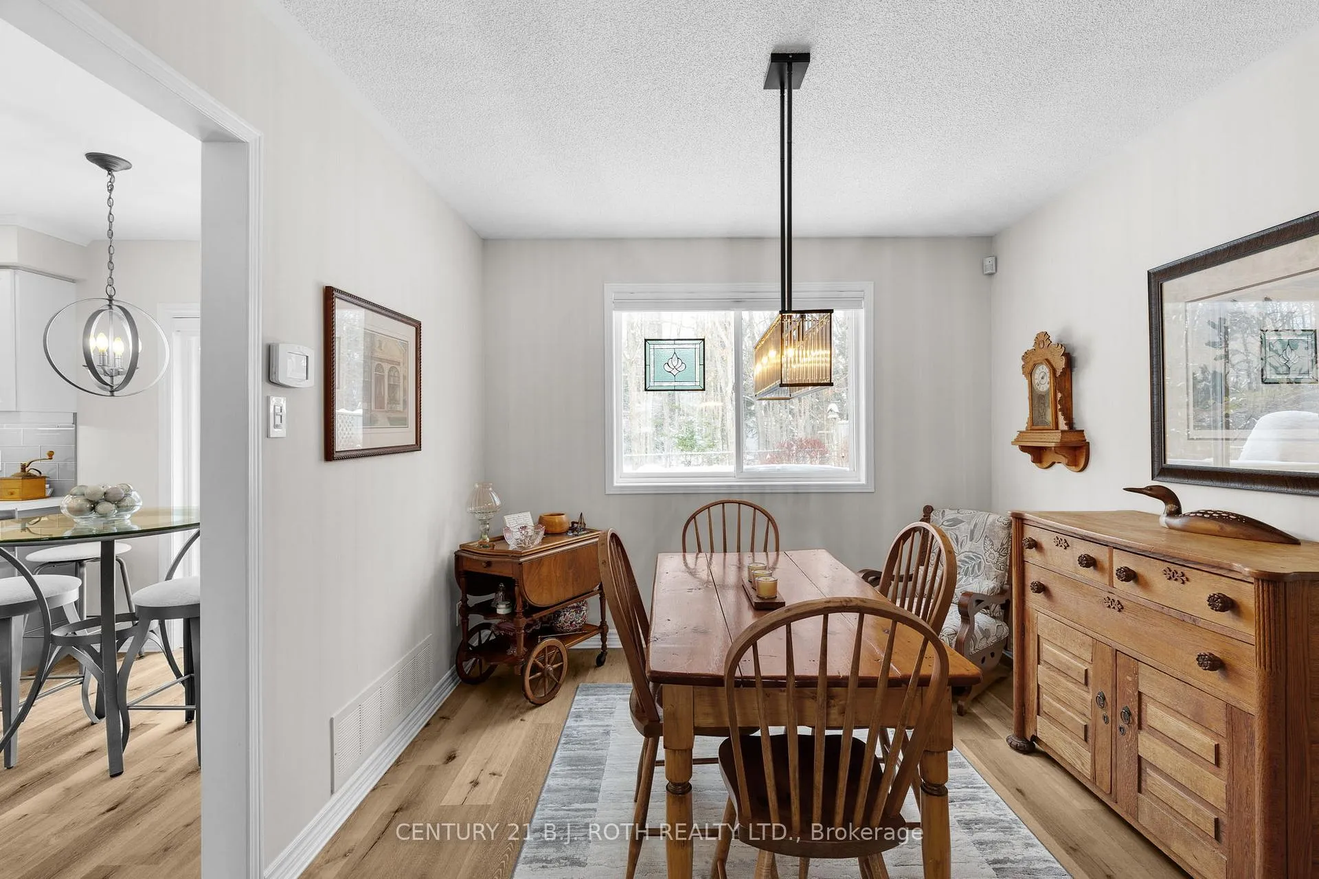 Photo 11 of 53 Benson Drive, Barrie, Sandy Hollow — HOMEH