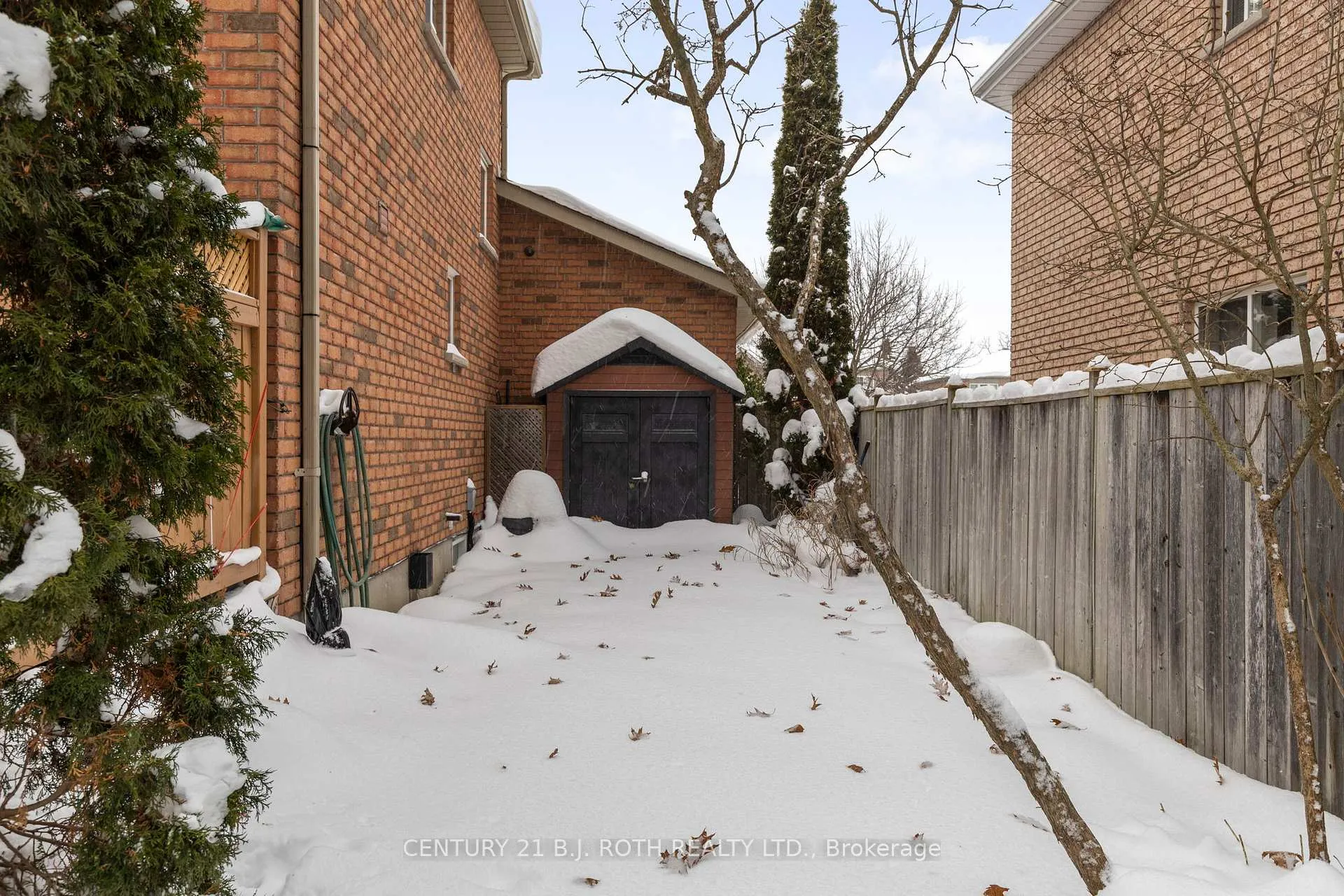 Photo 36 of 53 Benson Drive, Barrie, Sandy Hollow — HOMEH