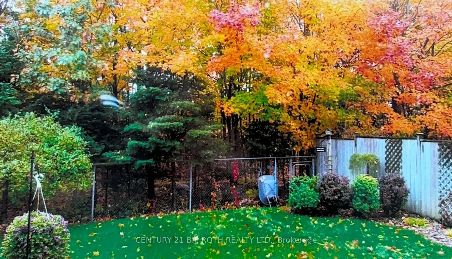 Photo 46 of 53 Benson Drive, Barrie, Sandy Hollow — HOMEH