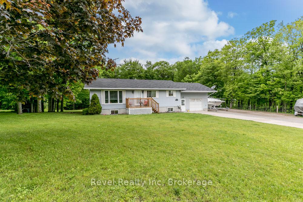 Photo 2 of 1710 Golf Link Road, Tiny, Rural Tiny — HOMEH