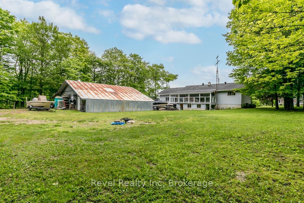 Photo 20 of 1710 Golf Link Road, Tiny, Rural Tiny — HOMEH