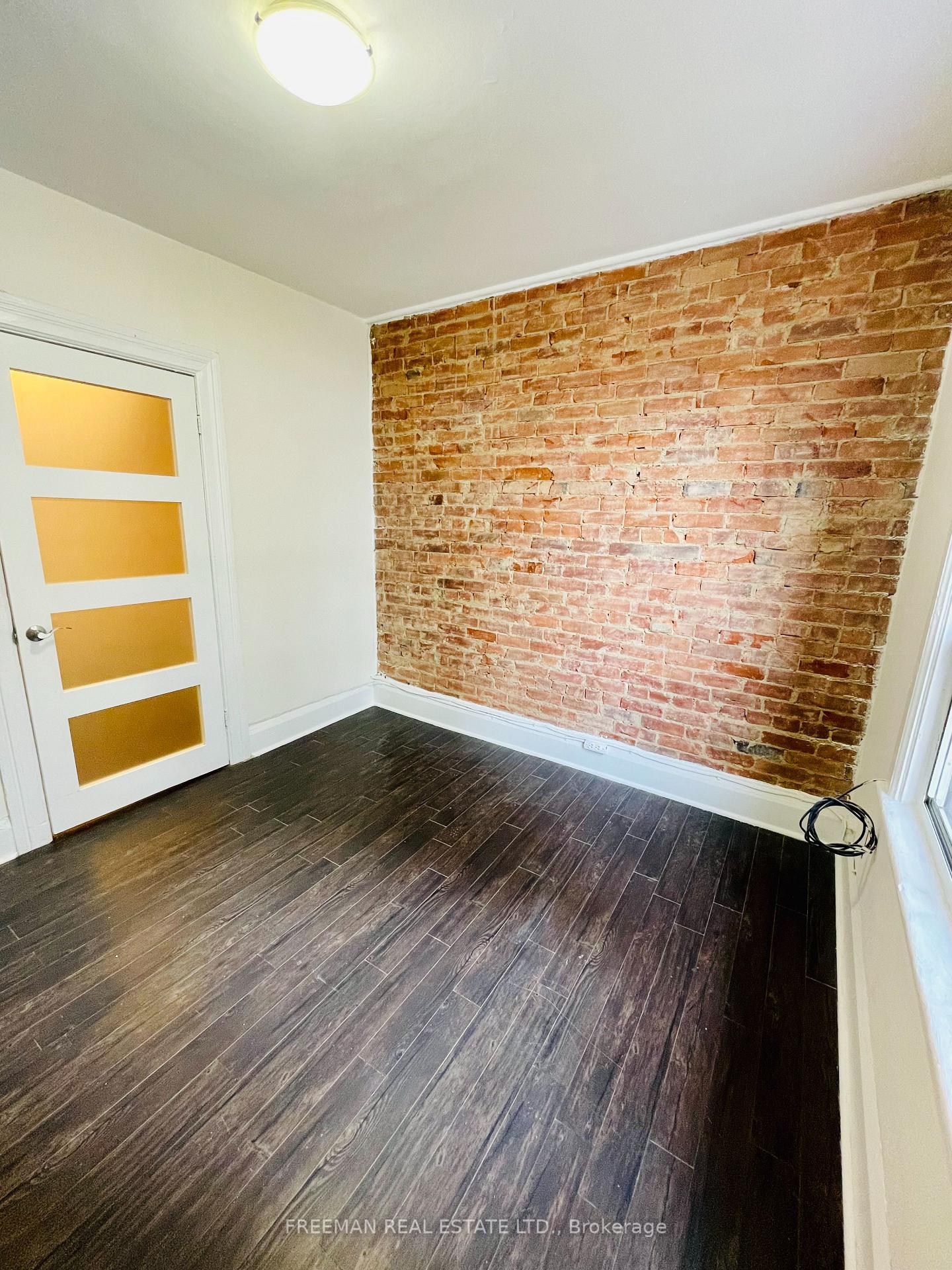Photo 4 of Unit 2nd FLR, 793 Bathurst Street, Toronto, University — HOMEH