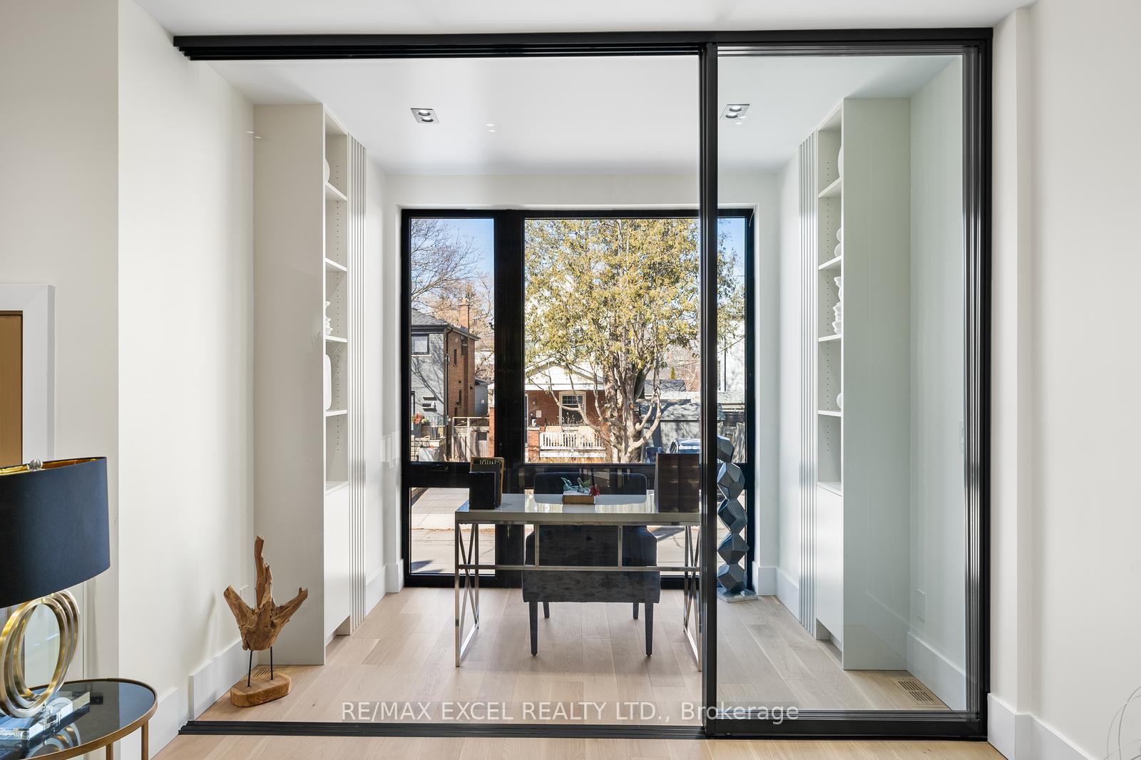 Photo 16 of 789 Sammon Avenue, Toronto, Danforth Village-East York — HOMEH