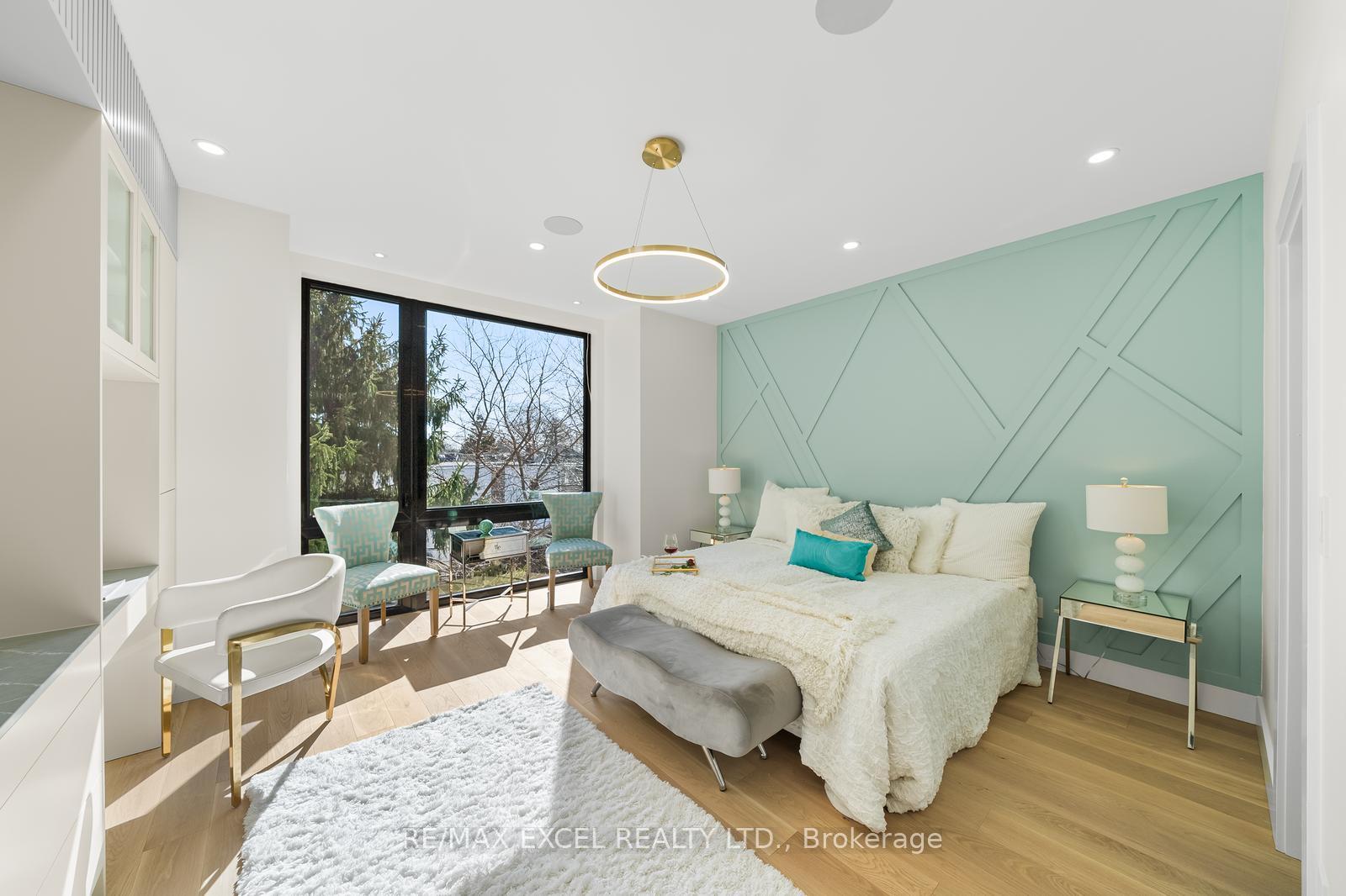 Photo 19 of 789 Sammon Avenue, Toronto, Danforth Village-East York — HOMEH