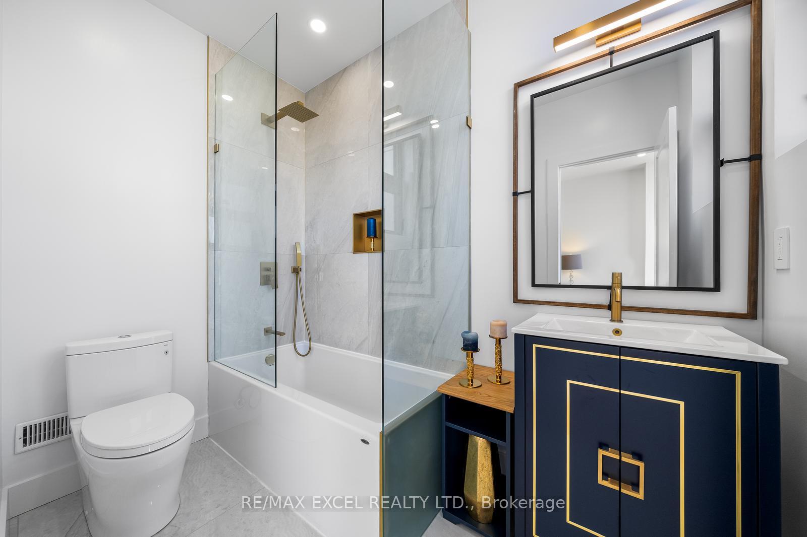 Photo 28 of 789 Sammon Avenue, Toronto, Danforth Village-East York — HOMEH