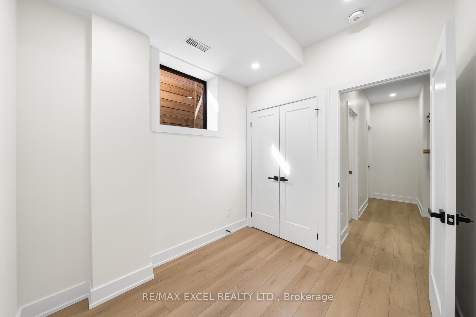 Photo 30 of 789 Sammon Avenue, Toronto, Danforth Village-East York — HOMEH