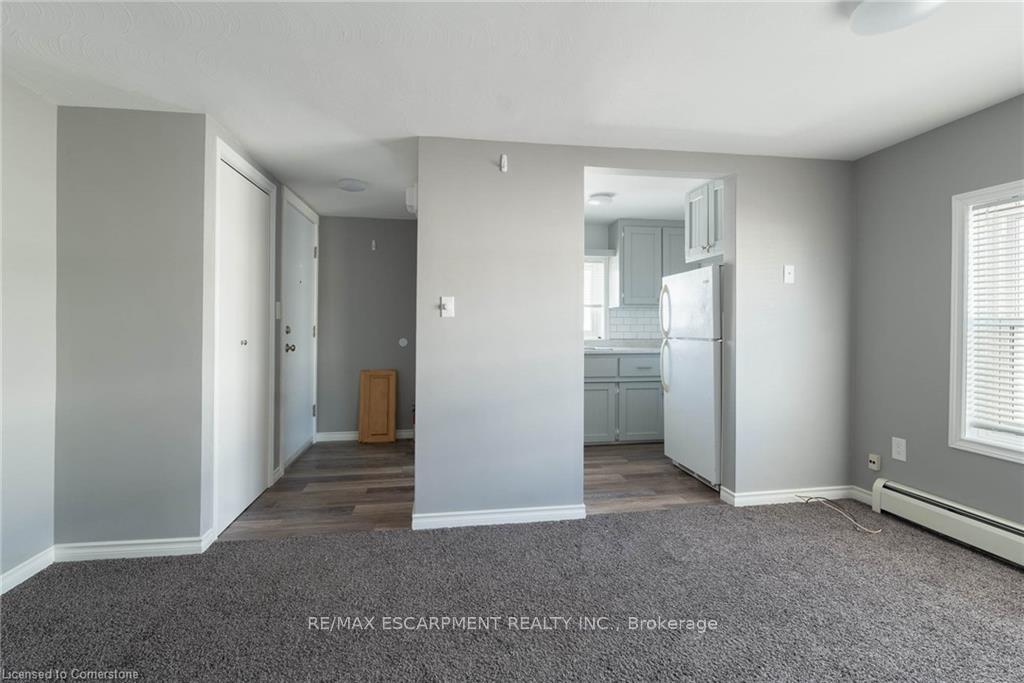 Photo 3 of Unit 1, 8 Cleveland Street, Thorold, Thorold Downtown — HOMEH