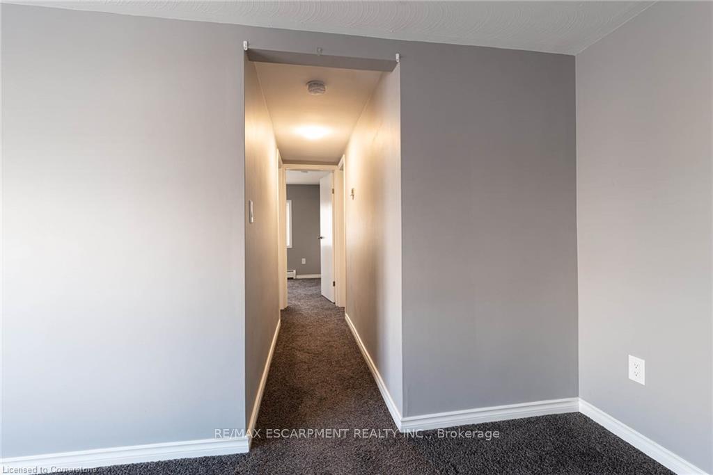 Photo 5 of Unit 1, 8 Cleveland Street, Thorold, Thorold Downtown — HOMEH