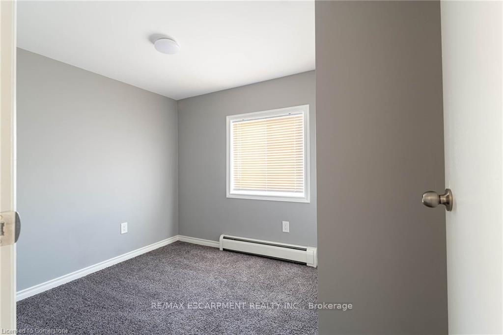 Photo 6 of Unit 1, 8 Cleveland Street, Thorold, Thorold Downtown — HOMEH