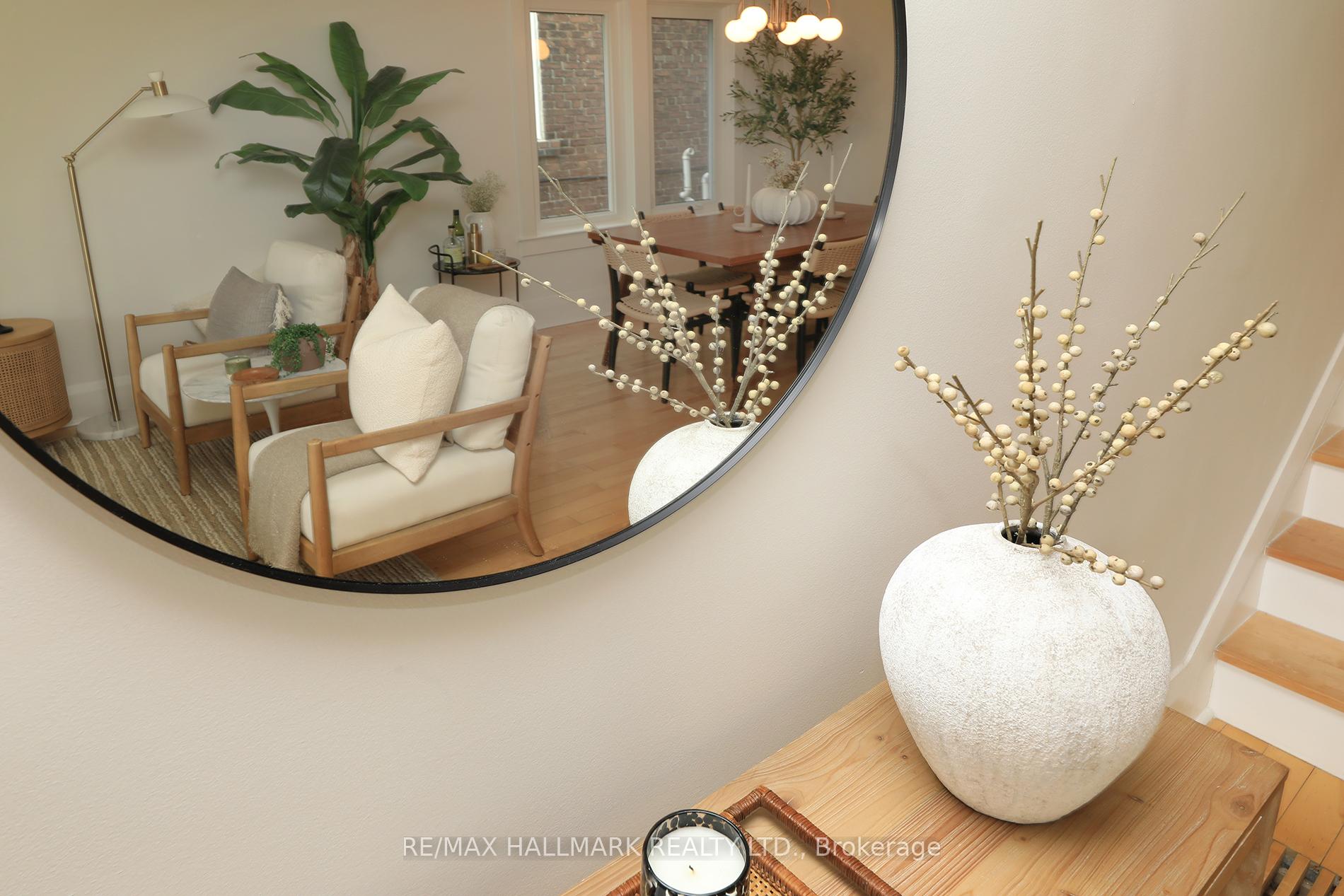 Photo 9 of 142 Springdale Boulevard, Toronto, Danforth Village-East York — HOMEH