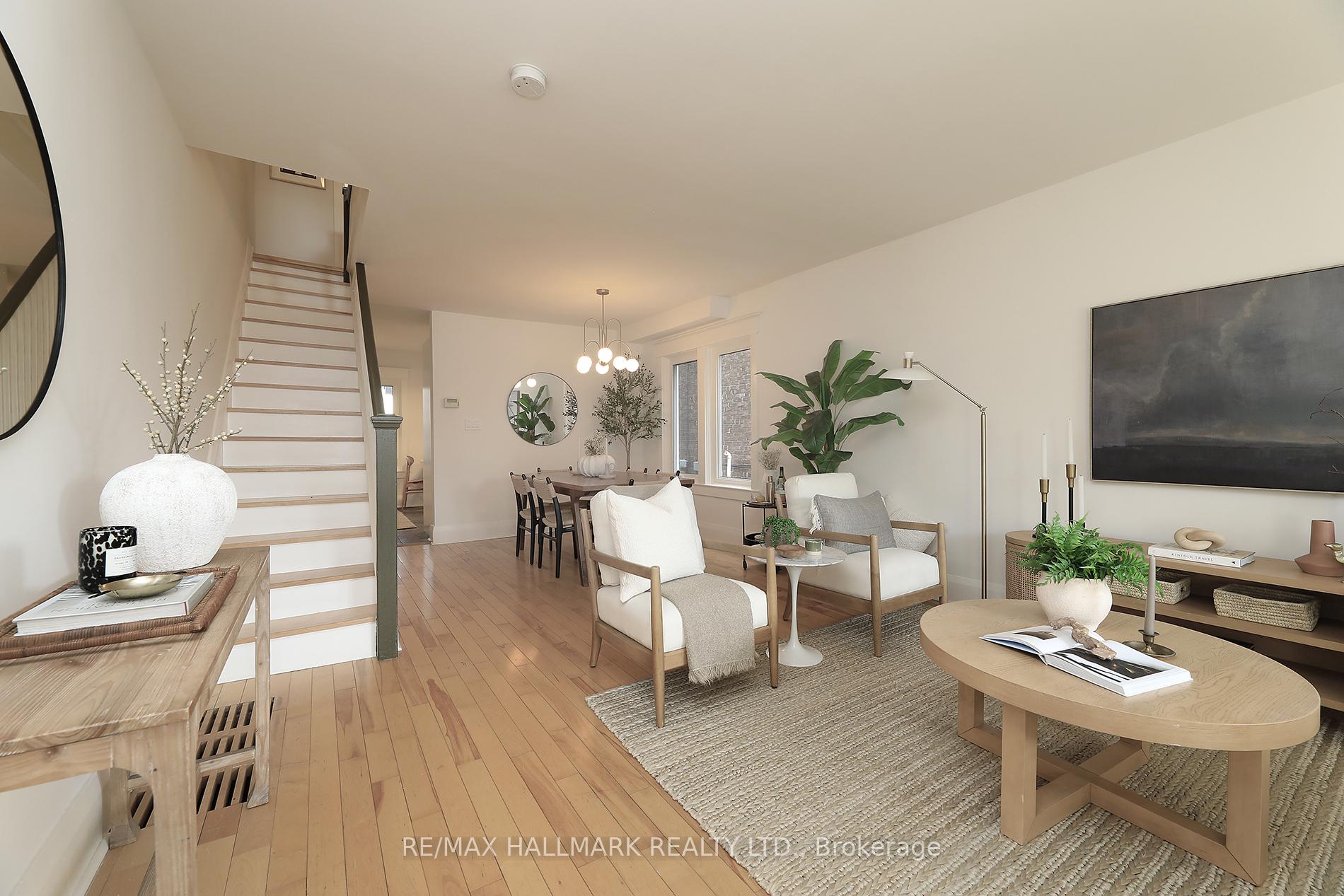 Photo 13 of 142 Springdale Boulevard, Toronto, Danforth Village-East York — HOMEH
