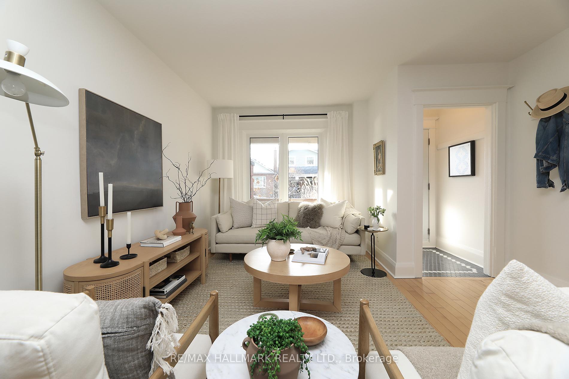 Photo 15 of 142 Springdale Boulevard, Toronto, Danforth Village-East York — HOMEH
