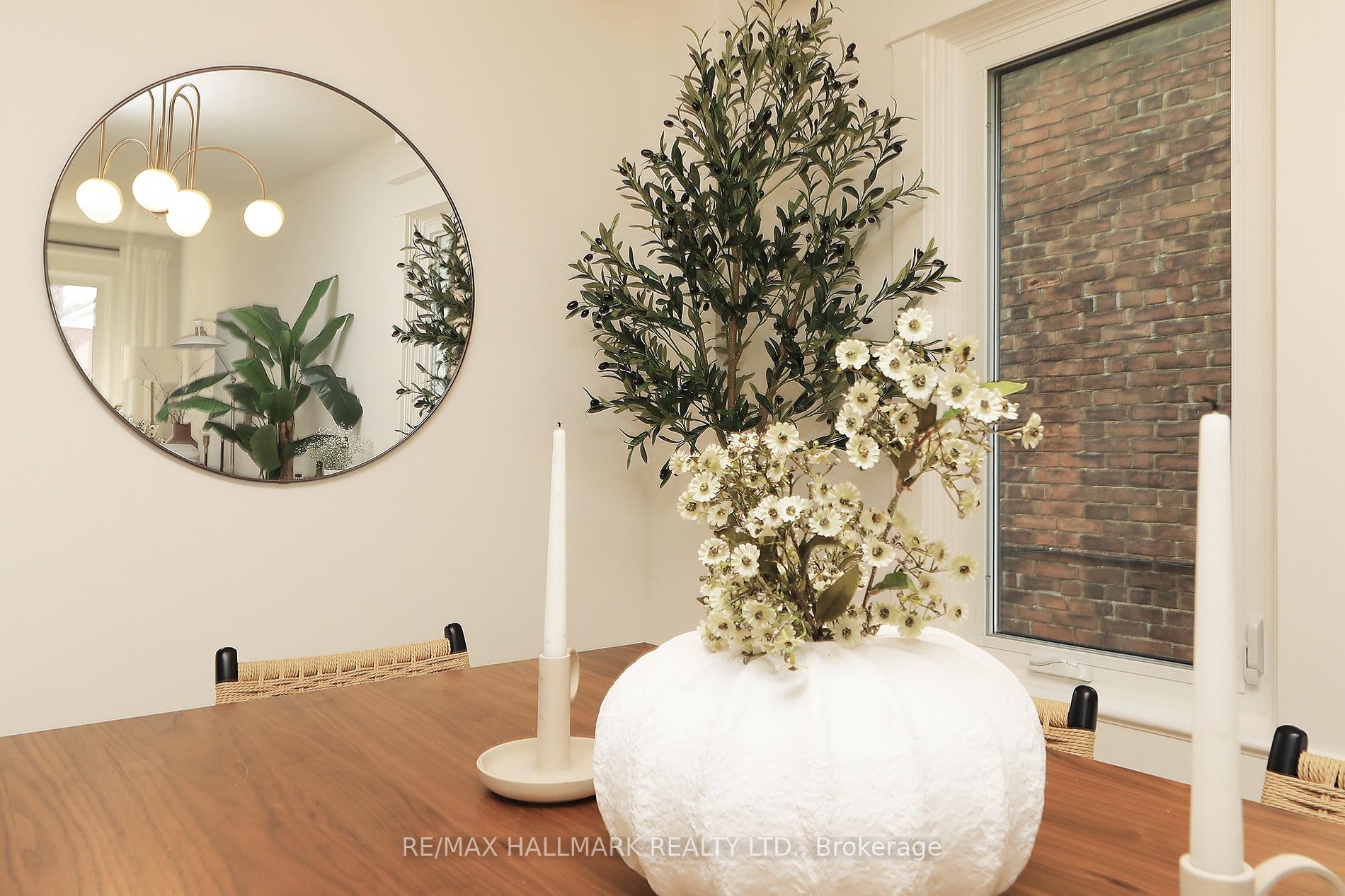 Photo 23 of 142 Springdale Boulevard, Toronto, Danforth Village-East York — HOMEH