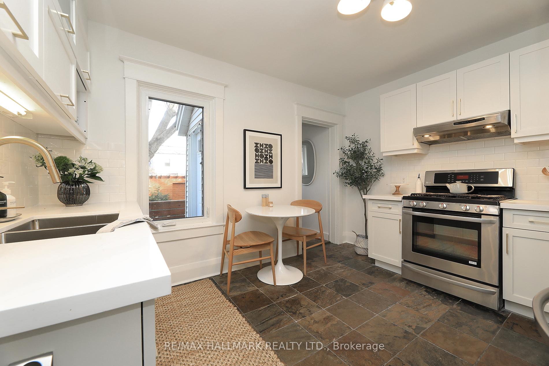 Photo 25 of 142 Springdale Boulevard, Toronto, Danforth Village-East York — HOMEH