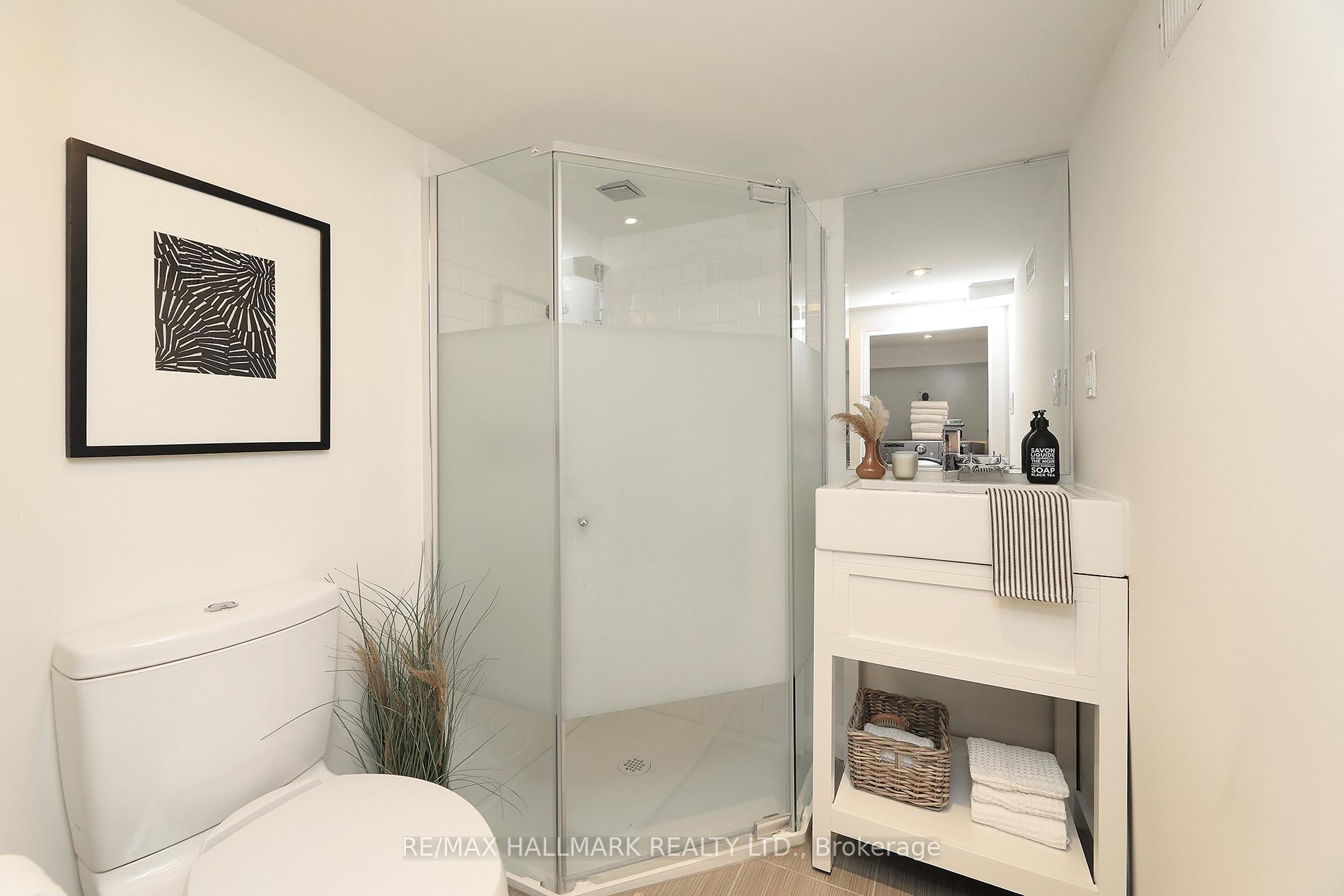 Photo 43 of 142 Springdale Boulevard, Toronto, Danforth Village-East York — HOMEH