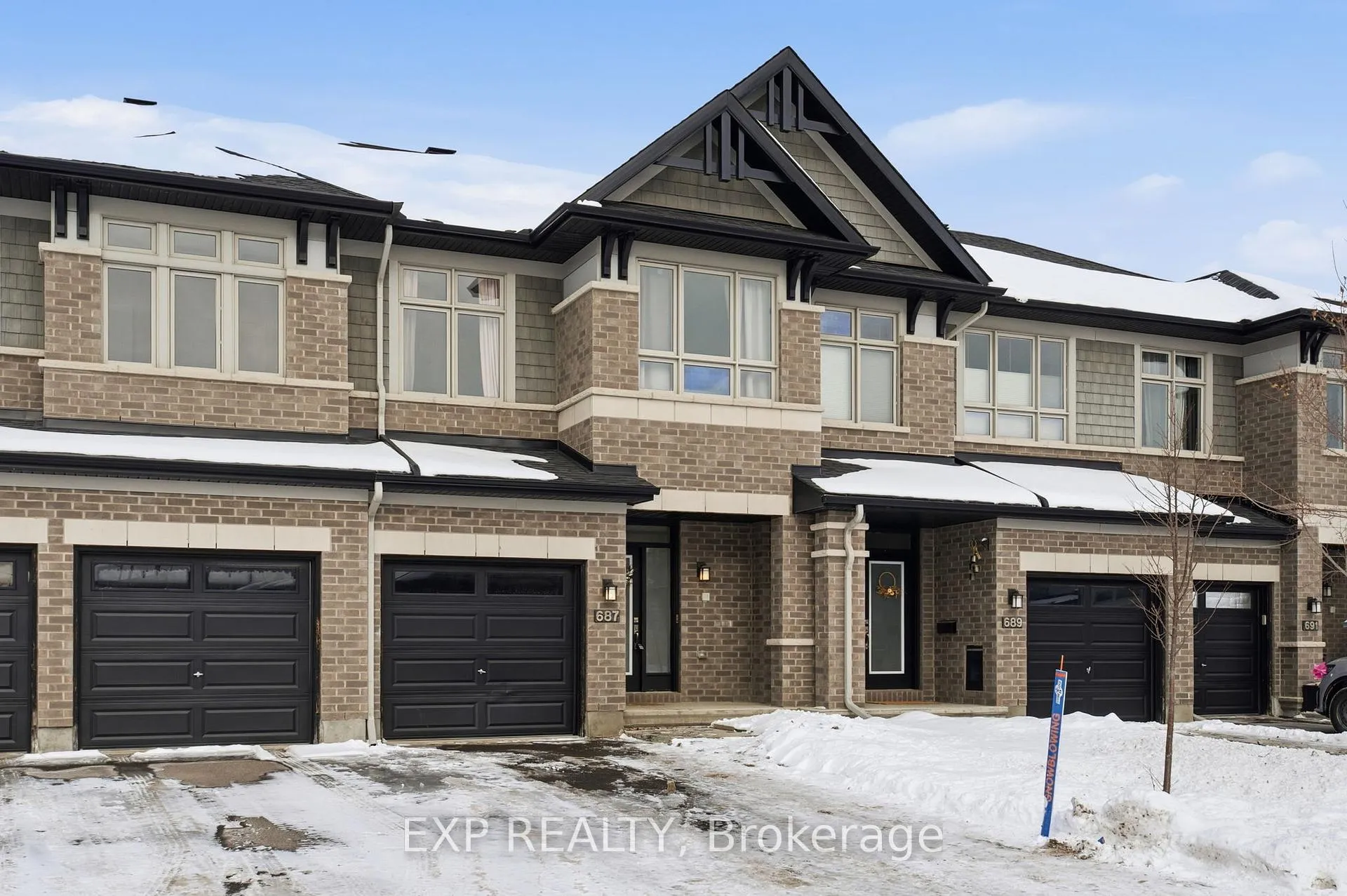 Photo 2 of 687 Capricorn Circle, Ottawa, Riverside South/Gloucester Glen — HOMEH