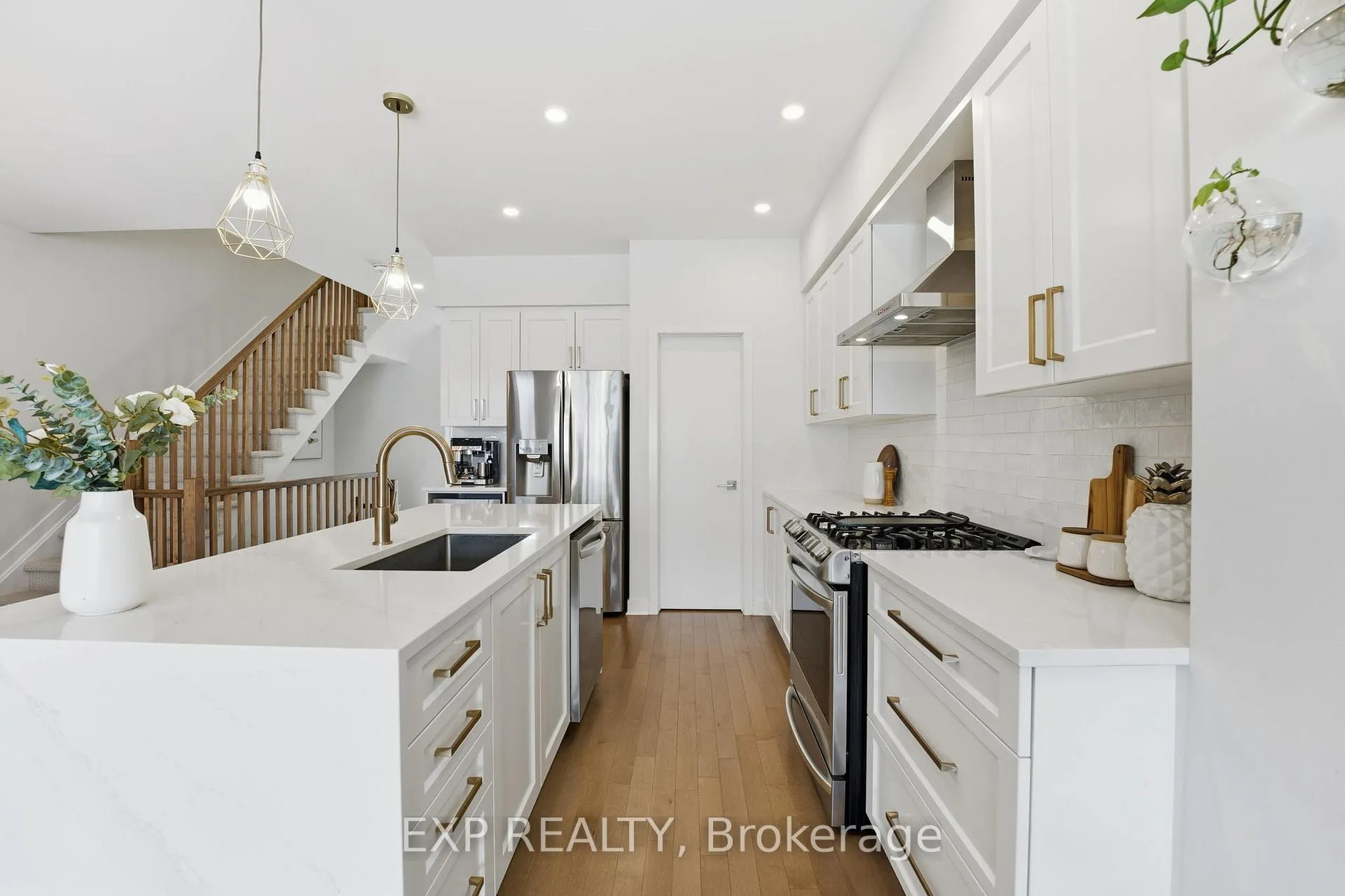 Photo 11 of 687 Capricorn Circle, Ottawa, Riverside South/Gloucester Glen — HOMEH