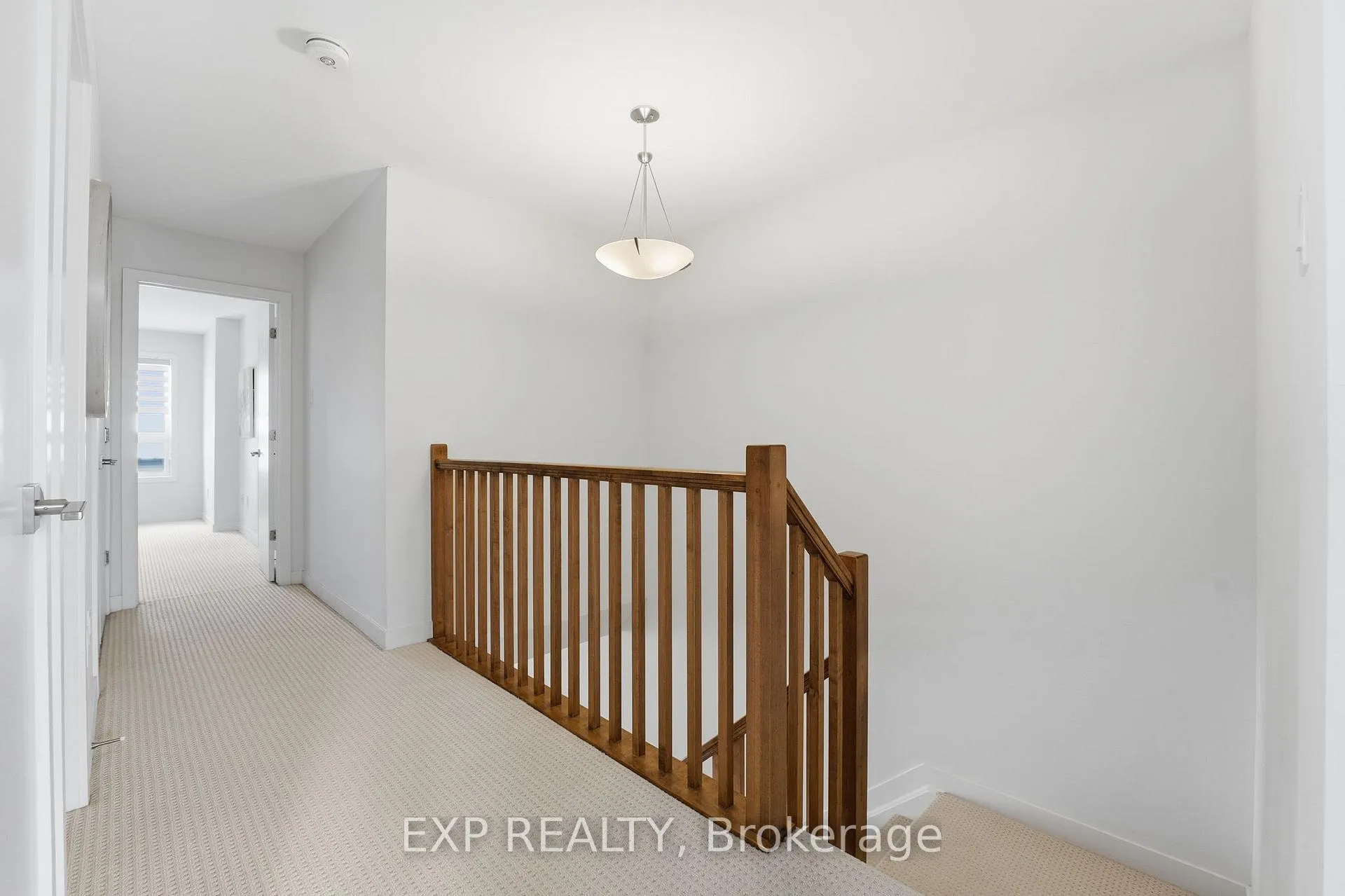 Photo 22 of 687 Capricorn Circle, Ottawa, Riverside South/Gloucester Glen — HOMEH