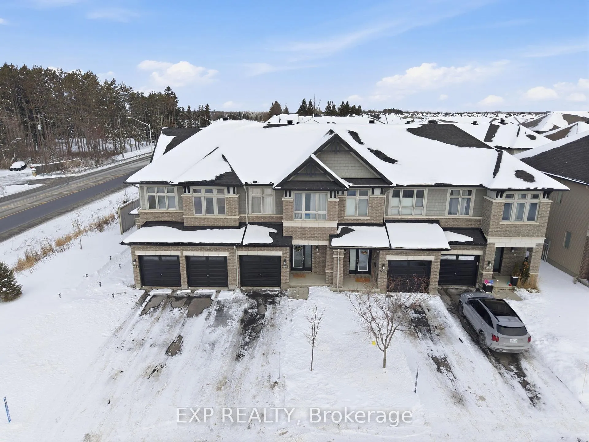Photo 38 of 687 Capricorn Circle, Ottawa, Riverside South/Gloucester Glen — HOMEH