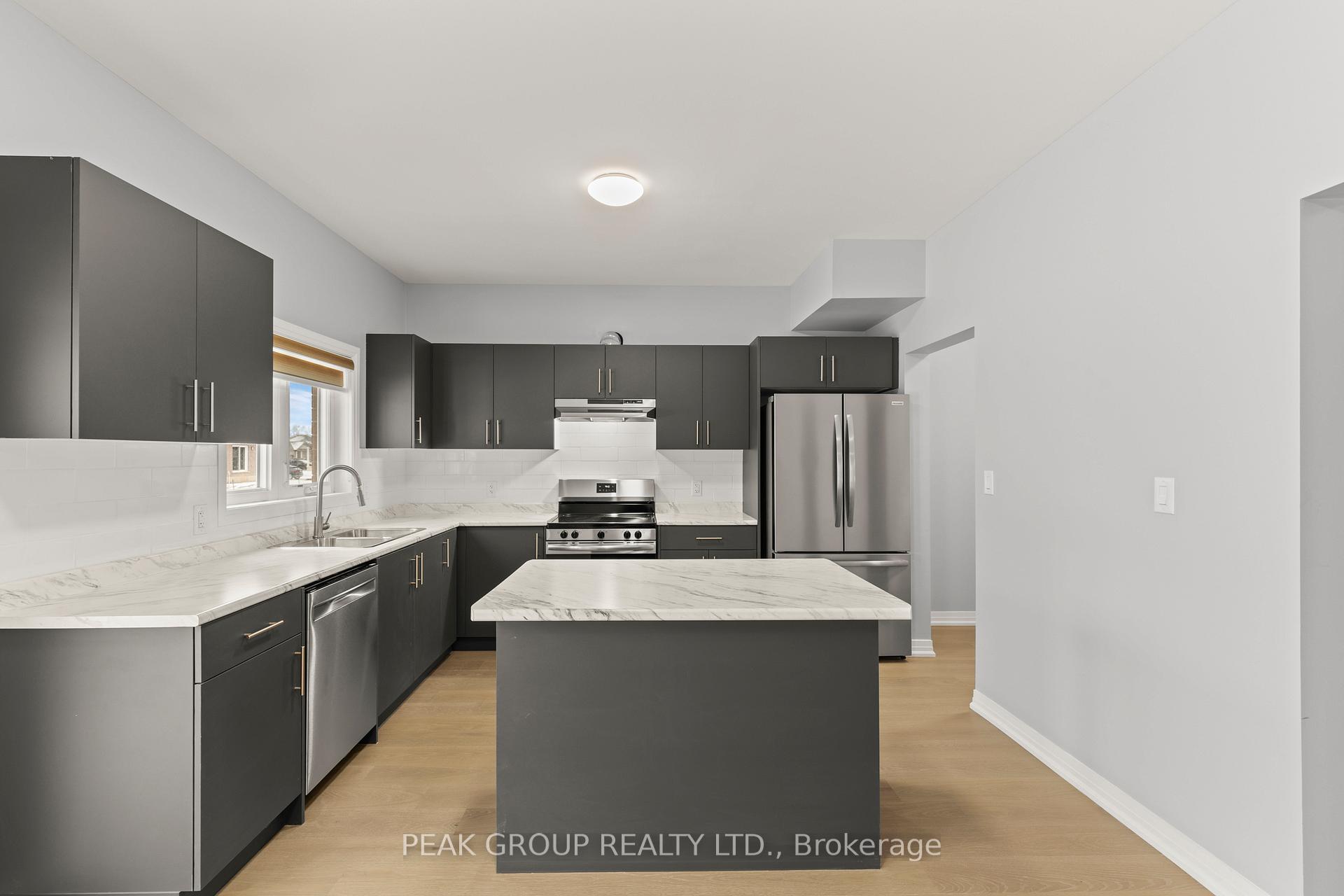 Photo 7 of 10 Barker Parkway, Thorold, Rolling Meadows — HOMEH