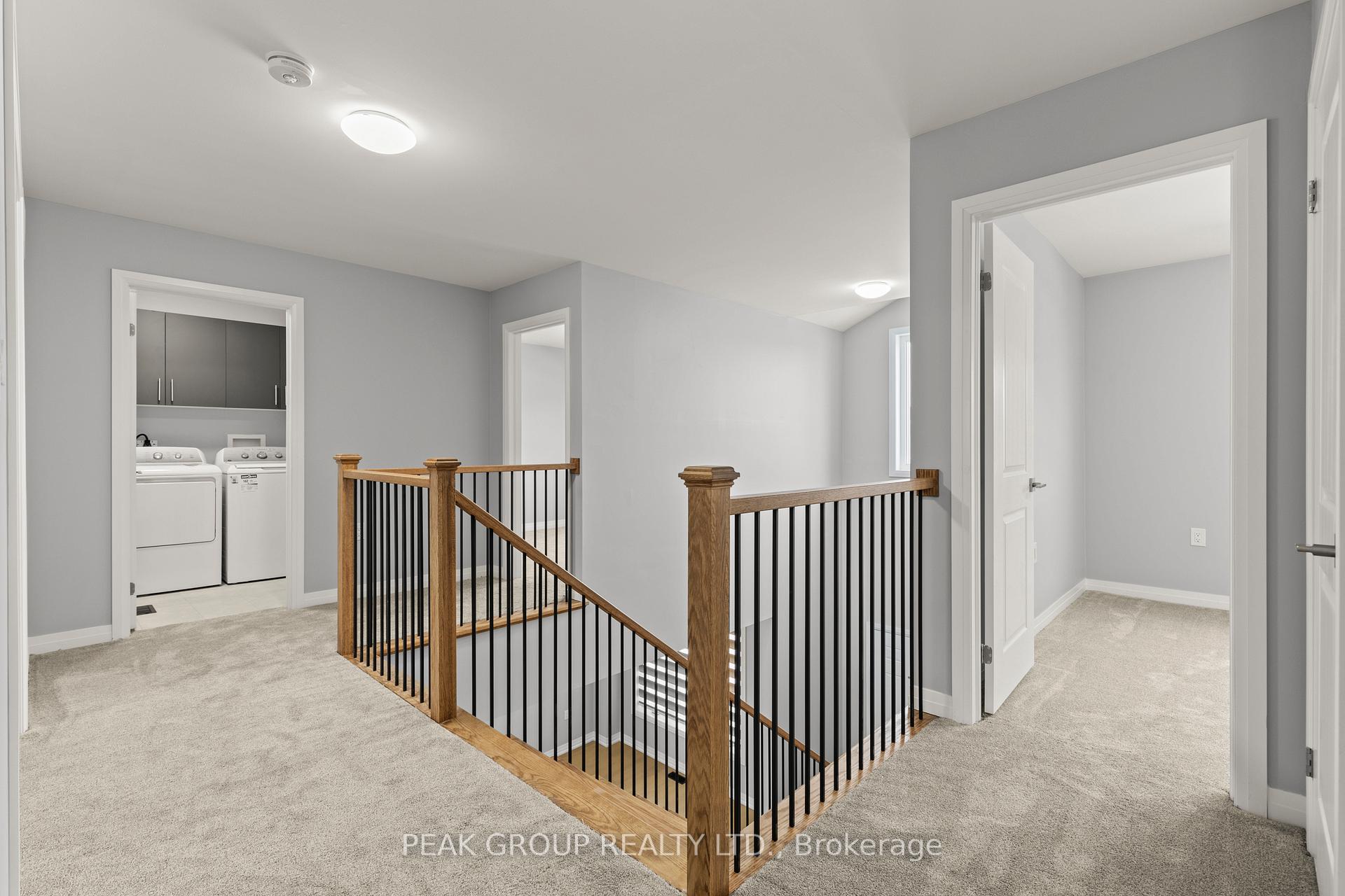 Photo 13 of 10 Barker Parkway, Thorold, Rolling Meadows — HOMEH