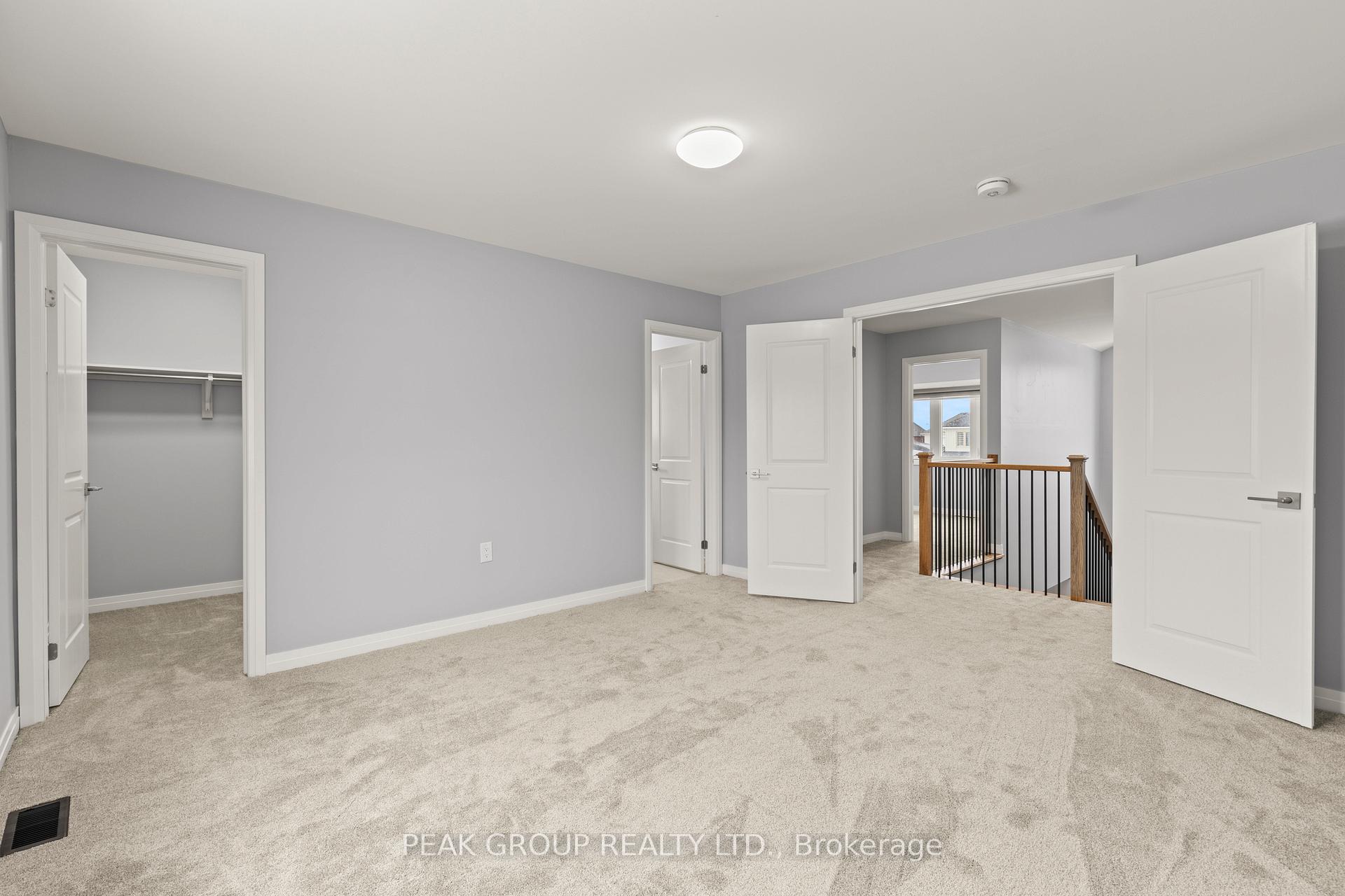 Photo 15 of 10 Barker Parkway, Thorold, Rolling Meadows — HOMEH