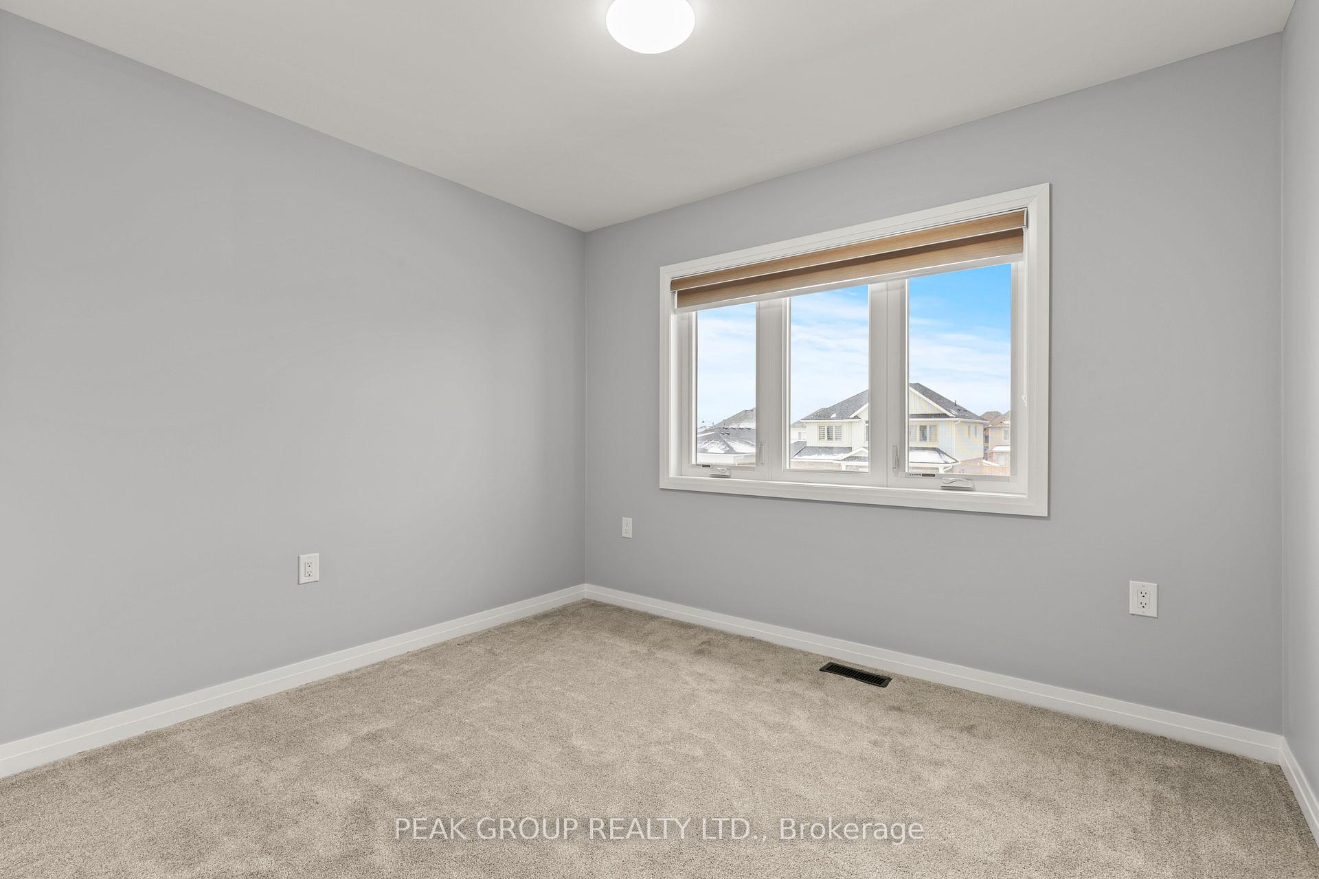 Photo 18 of 10 Barker Parkway, Thorold, Rolling Meadows — HOMEH