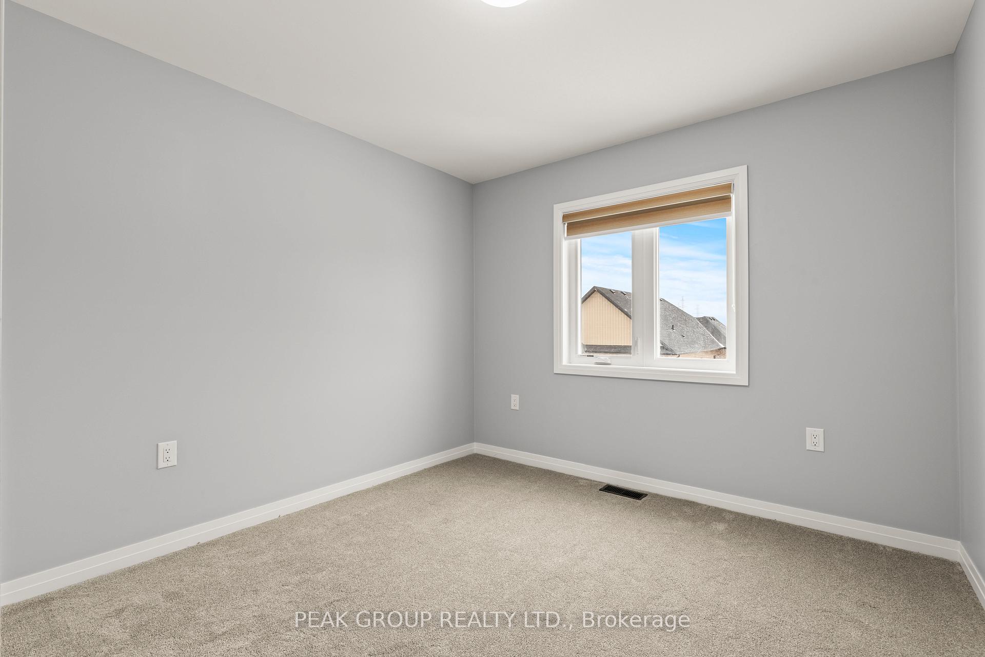 Photo 19 of 10 Barker Parkway, Thorold, Rolling Meadows — HOMEH