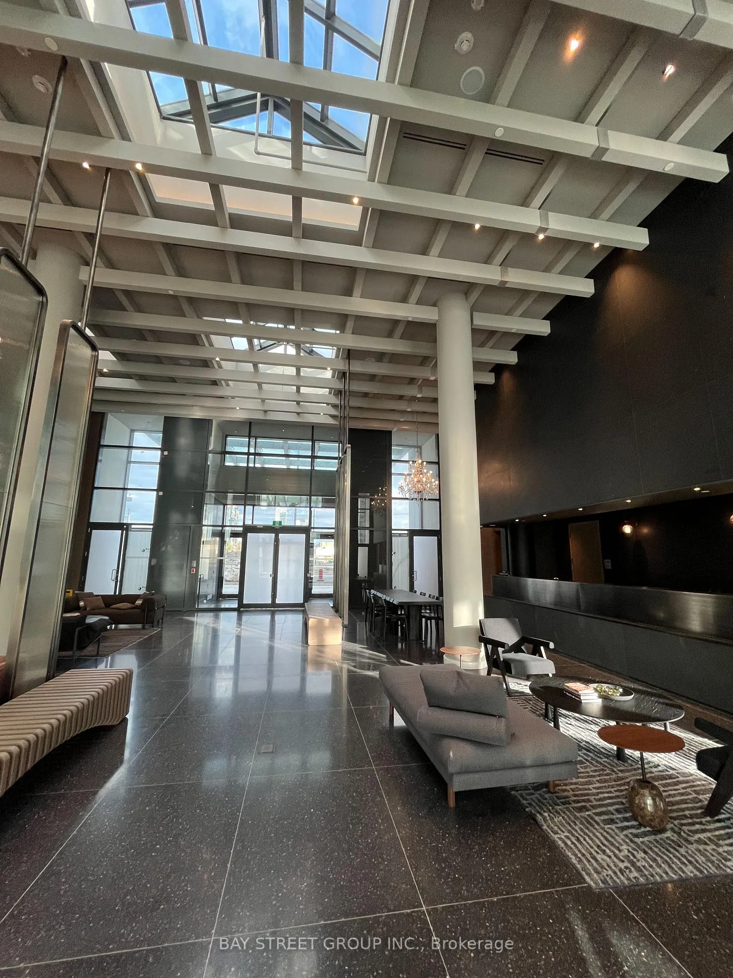 Photo 12 of Unit 2211, 8 Interchange Way, Vaughan, Vaughan Corporate Centre — HOMEH