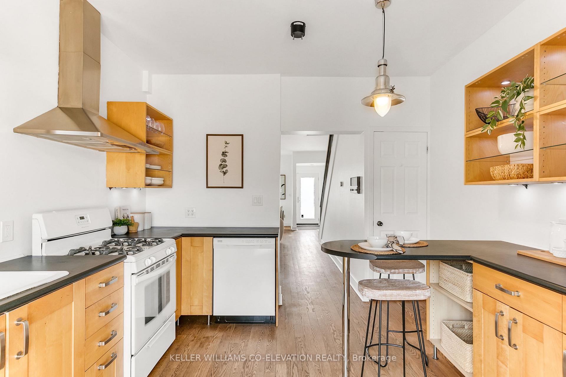 Photo 14 of 21 Arundel Avenue, Toronto, Playter Estates-Danforth — HOMEH