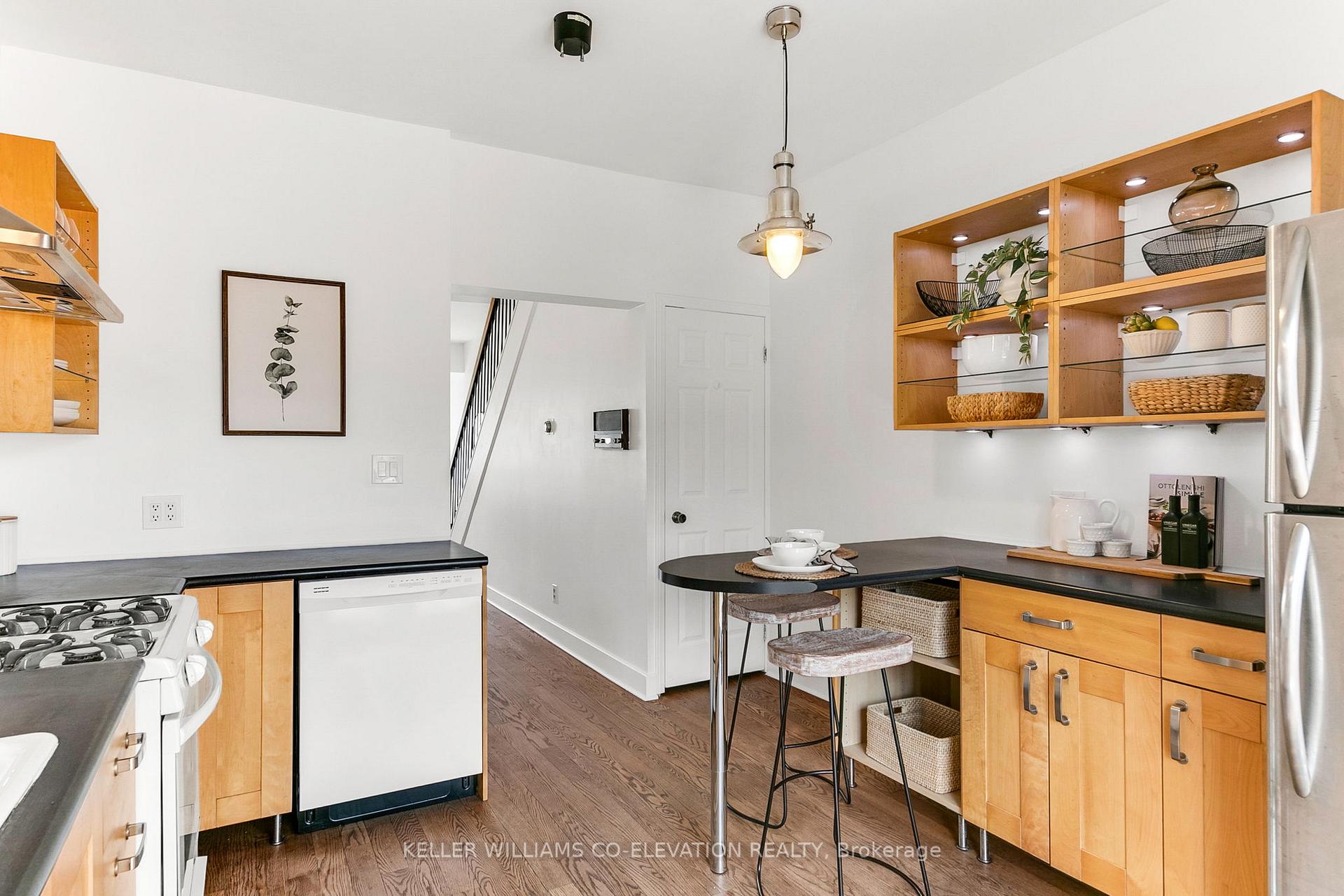 Photo 15 of 21 Arundel Avenue, Toronto, Playter Estates-Danforth — HOMEH