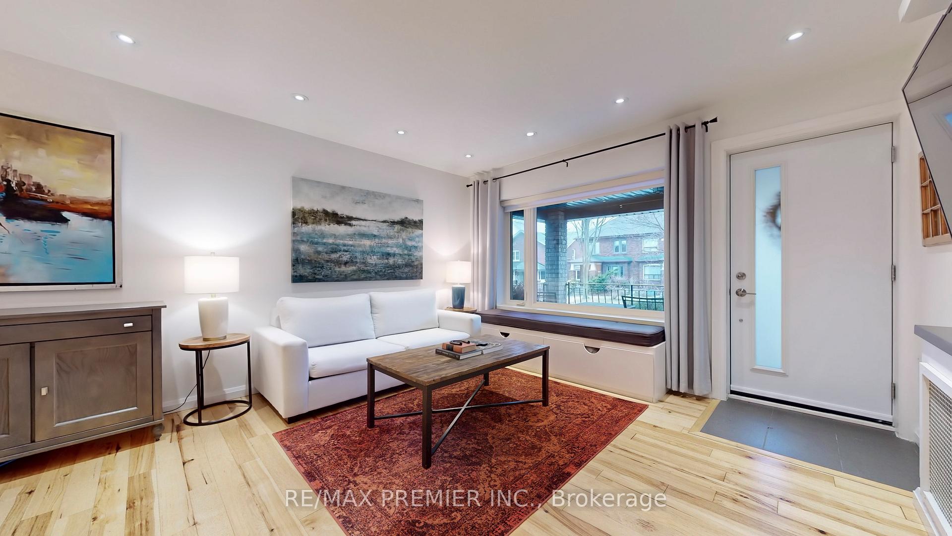 Photo 6 of Unit Main Level, 27 Hector Avenue, Toronto, Wychwood — HOMEH