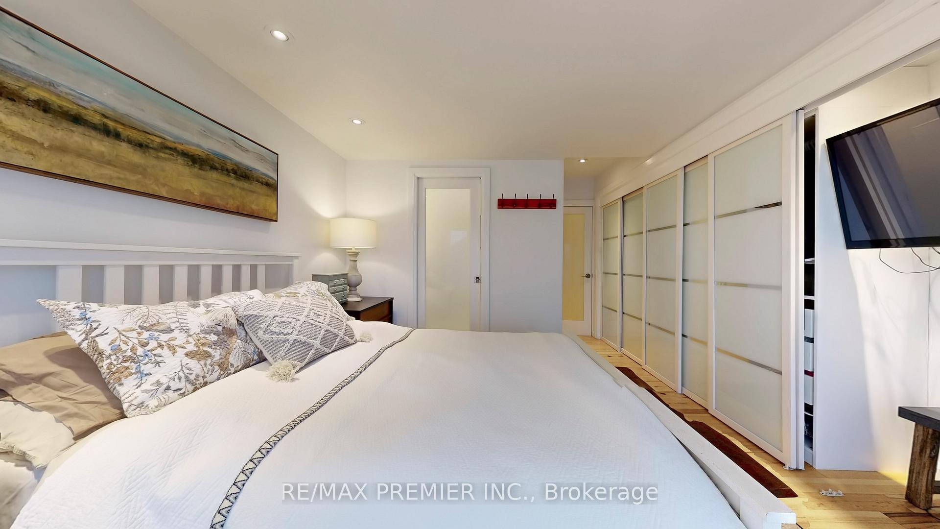 Photo 43 of Unit Main Level, 27 Hector Avenue, Toronto, Wychwood — HOMEH