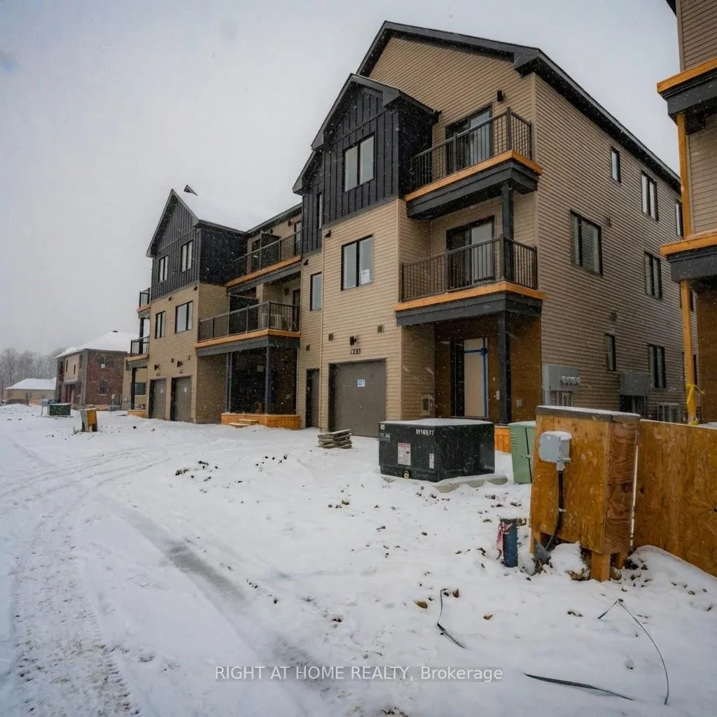 Photo 2 of 425 Mortar Terrace, Ottawa, Kanata - Rural Kanata (Central) — HOMEH